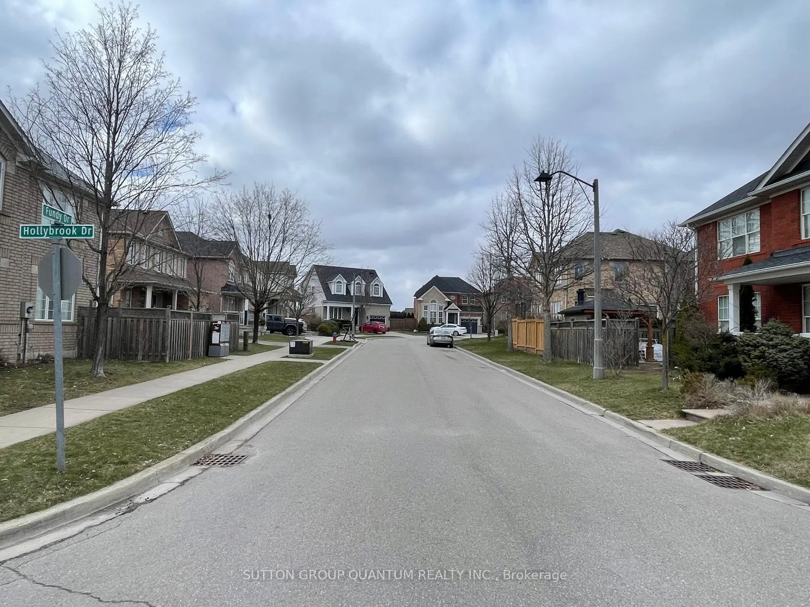 Photo 2 of Unit Basement, 2404 Fundy Drive, Oakville, Westmount — HOMEH