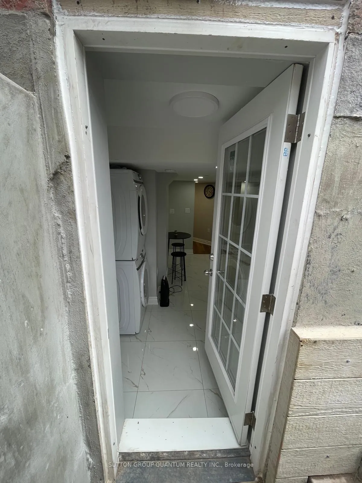 Photo 4 of Unit Basement, 2404 Fundy Drive, Oakville, Westmount — HOMEH