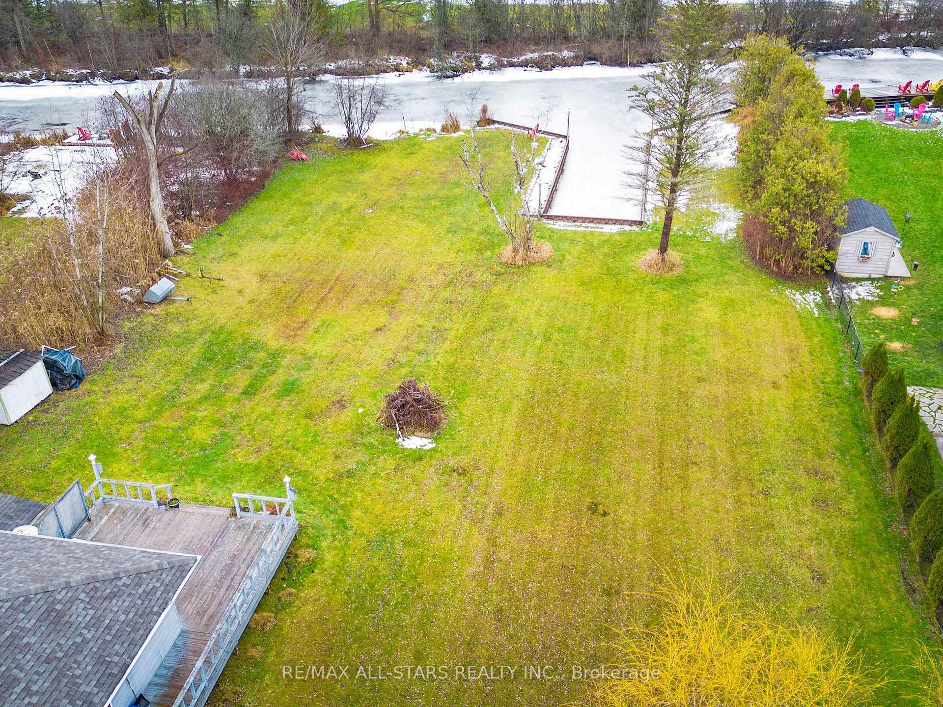 Photo 13 of 67B Irving Drive, Georgina, Pefferlaw — HOMEH