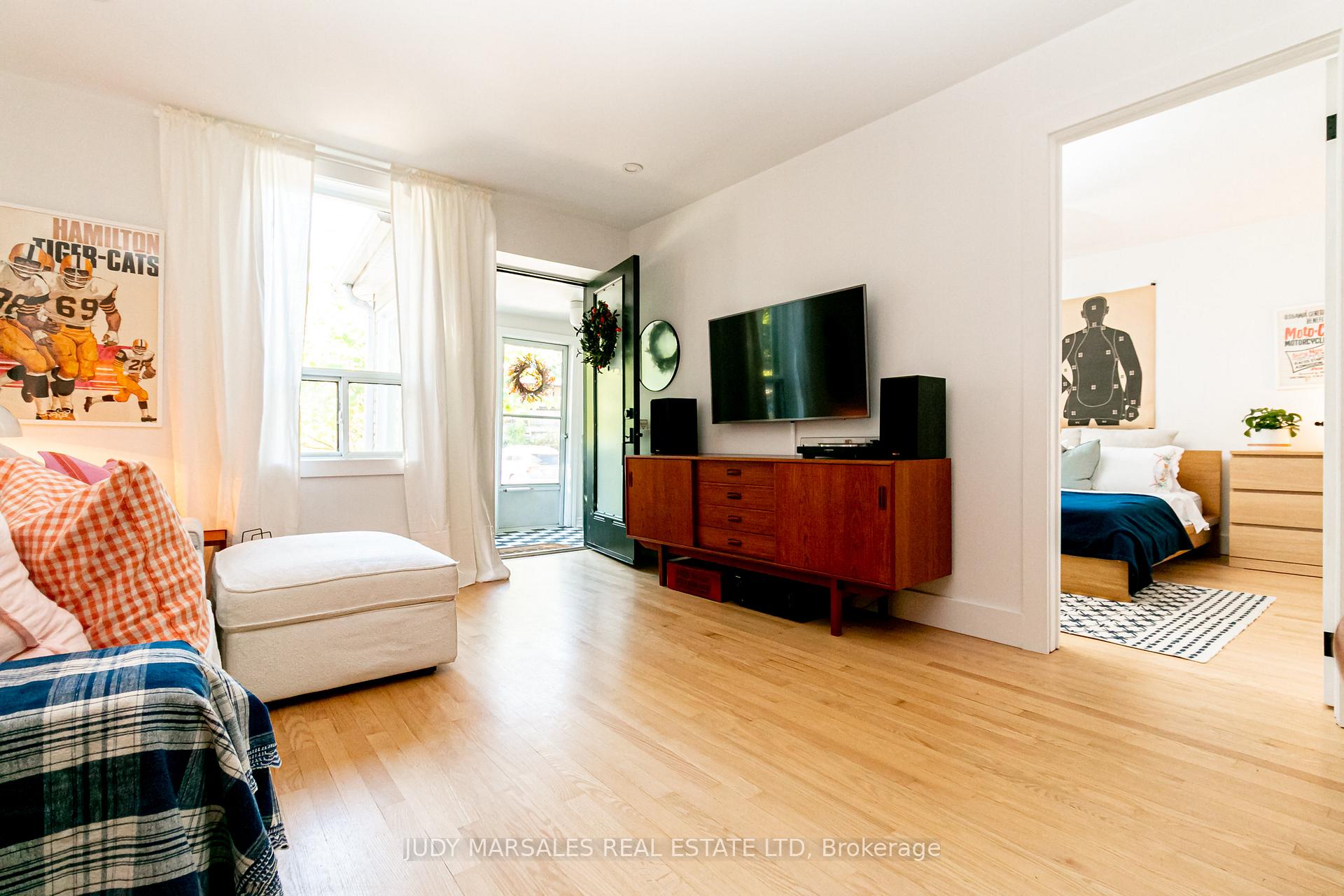 Photo 6 of 163 Ferrie Street E, Hamilton, North End — HOMEH