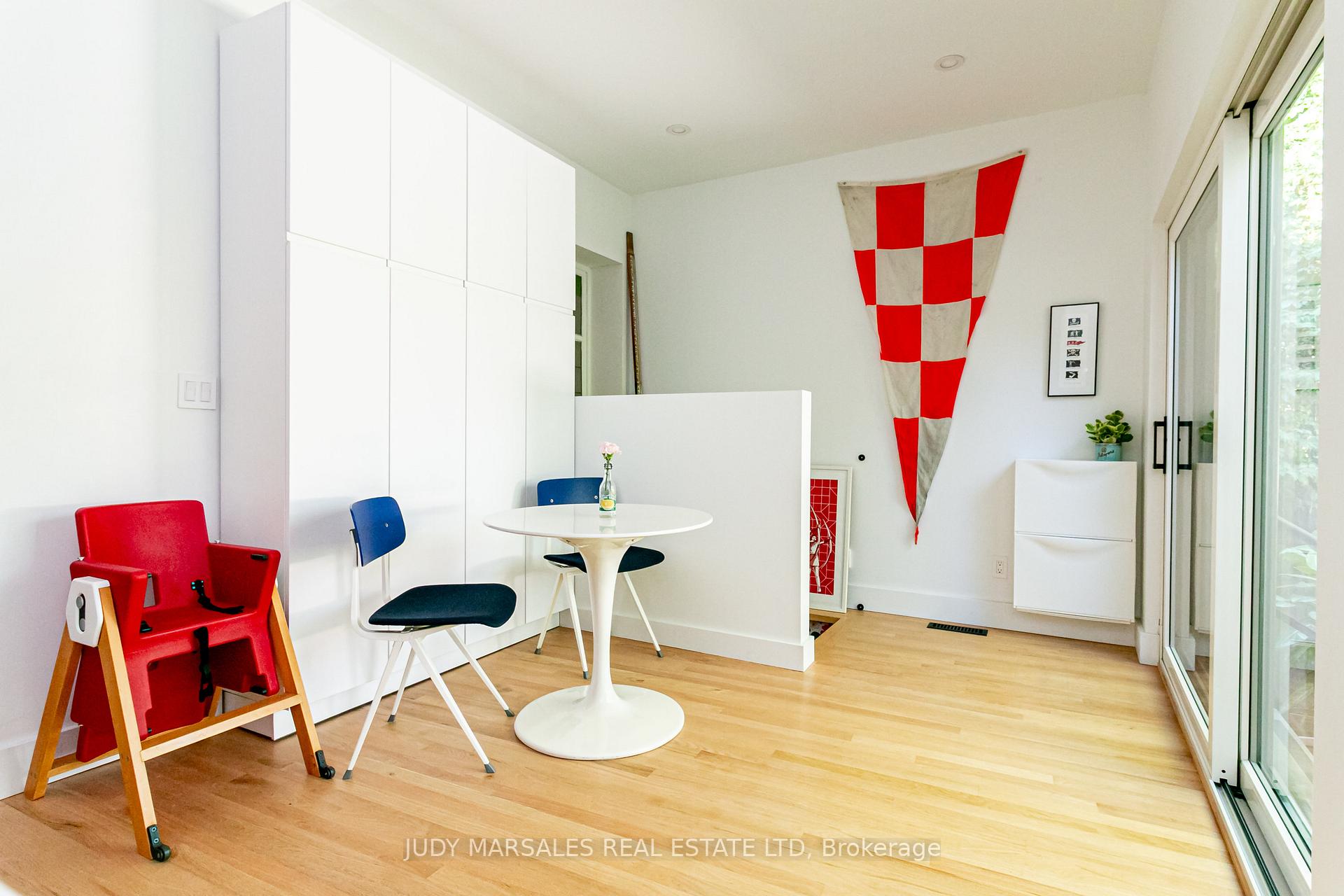 Photo 16 of 163 Ferrie Street E, Hamilton, North End — HOMEH