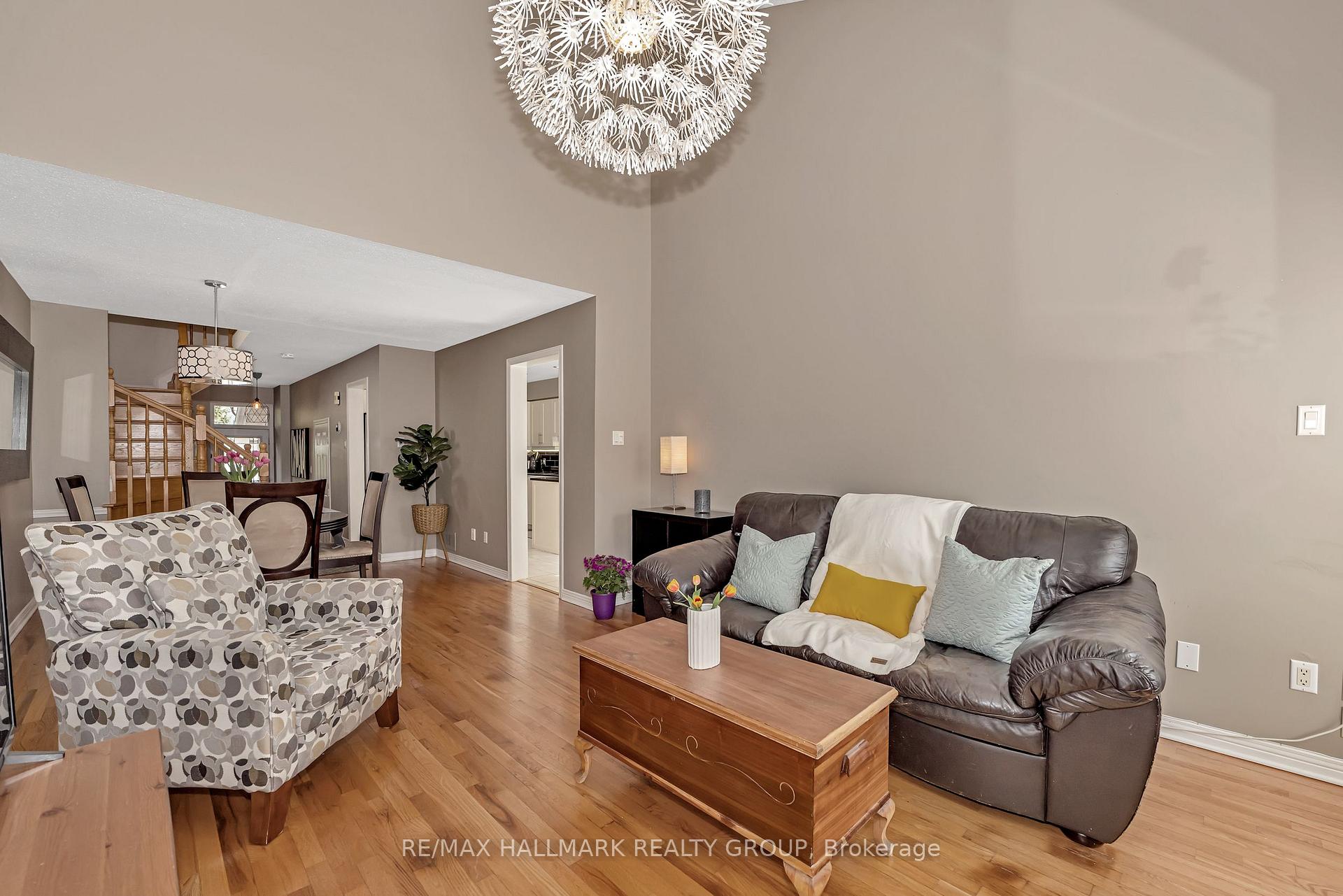 Photo 13 of 4193 Owl Valley Drive, Ottawa, Riverside South/Gloucester Glen — HOMEH