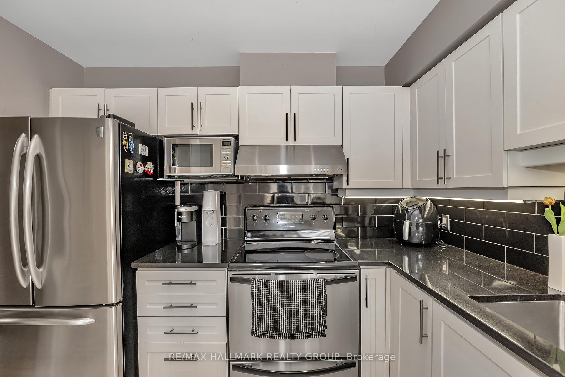 Photo 19 of 4193 Owl Valley Drive, Ottawa, Riverside South/Gloucester Glen — HOMEH