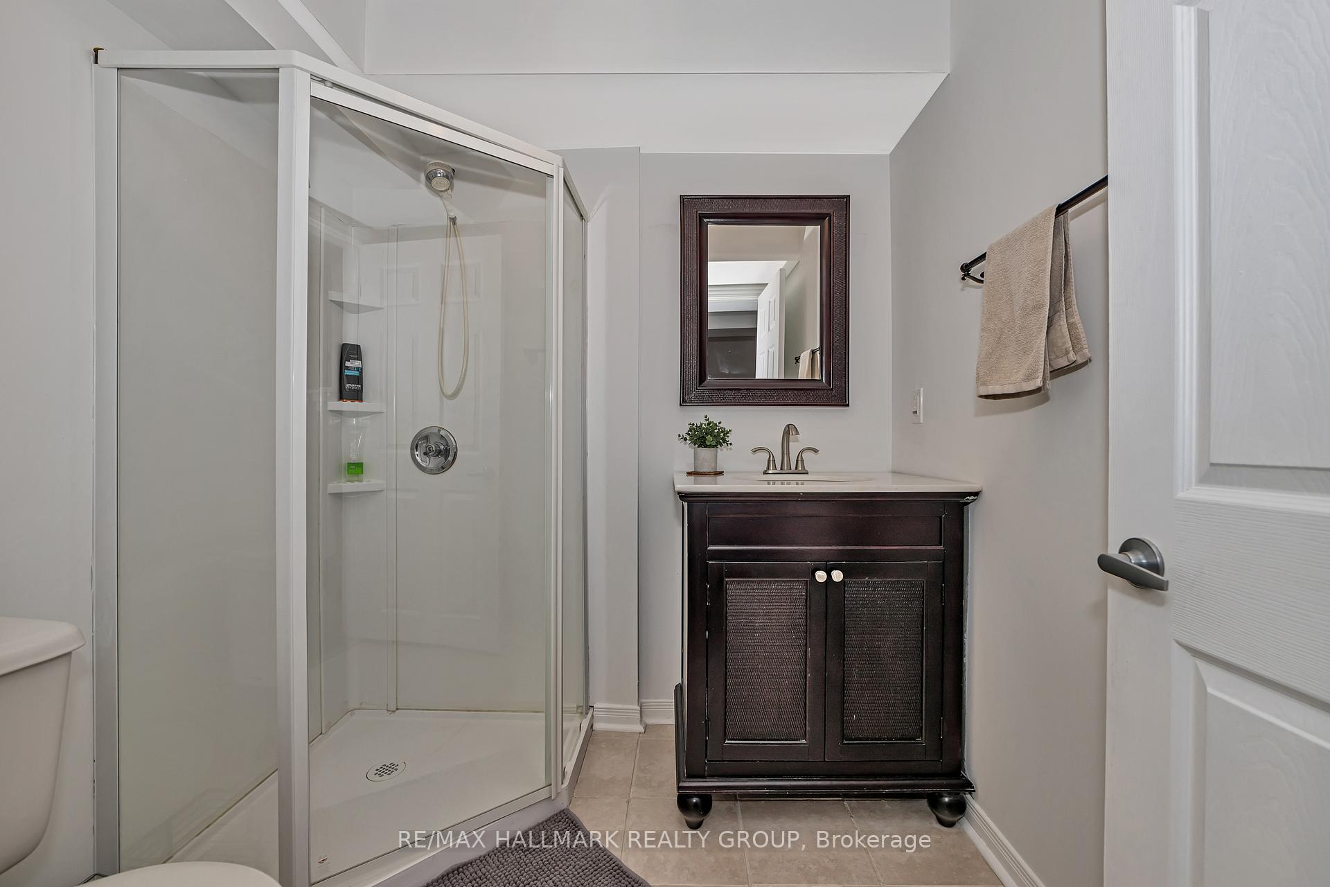 Photo 29 of 4193 Owl Valley Drive, Ottawa, Riverside South/Gloucester Glen — HOMEH