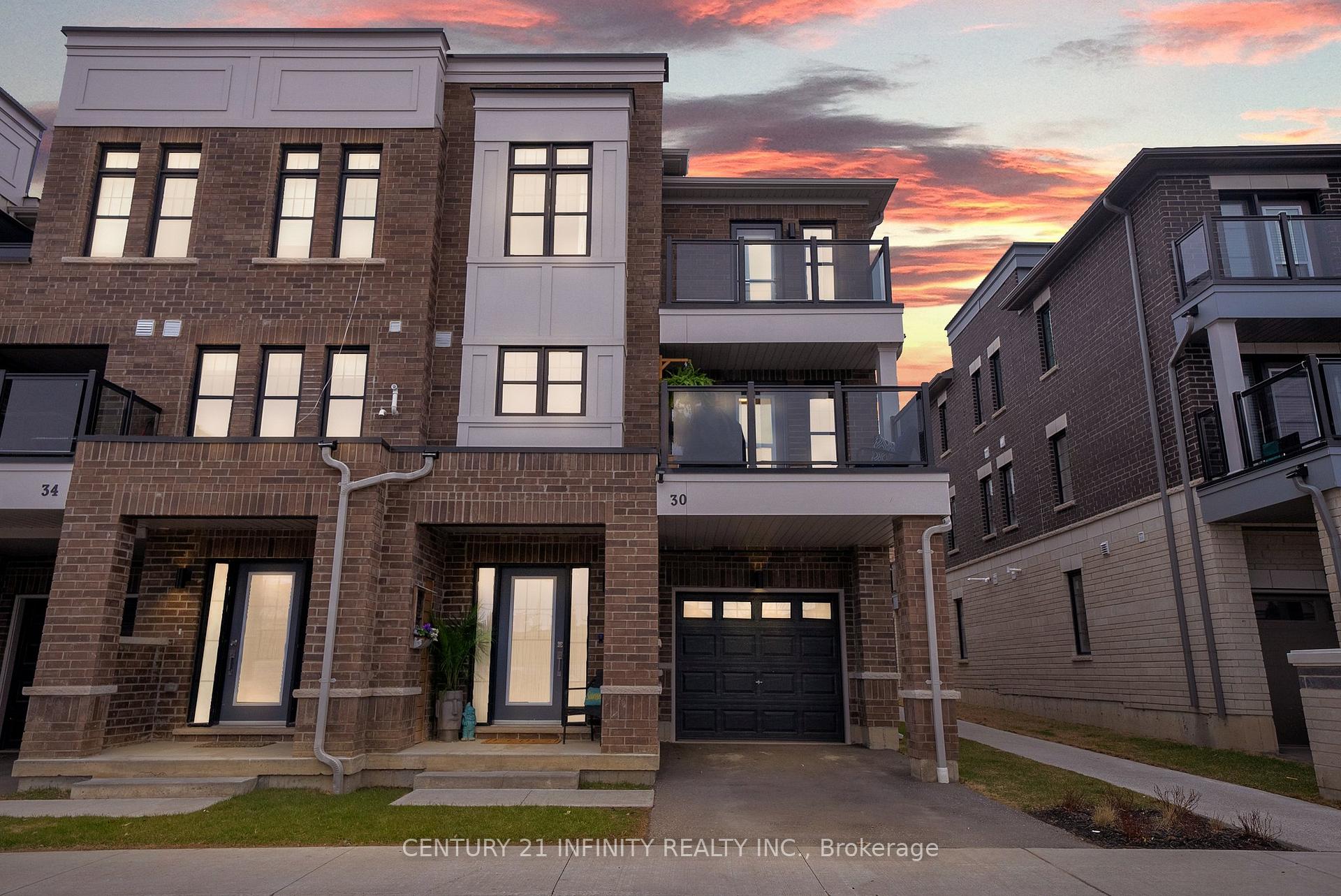 Photo 2 of 30 King William Way, Clarington, Bowmanville — HOMEH