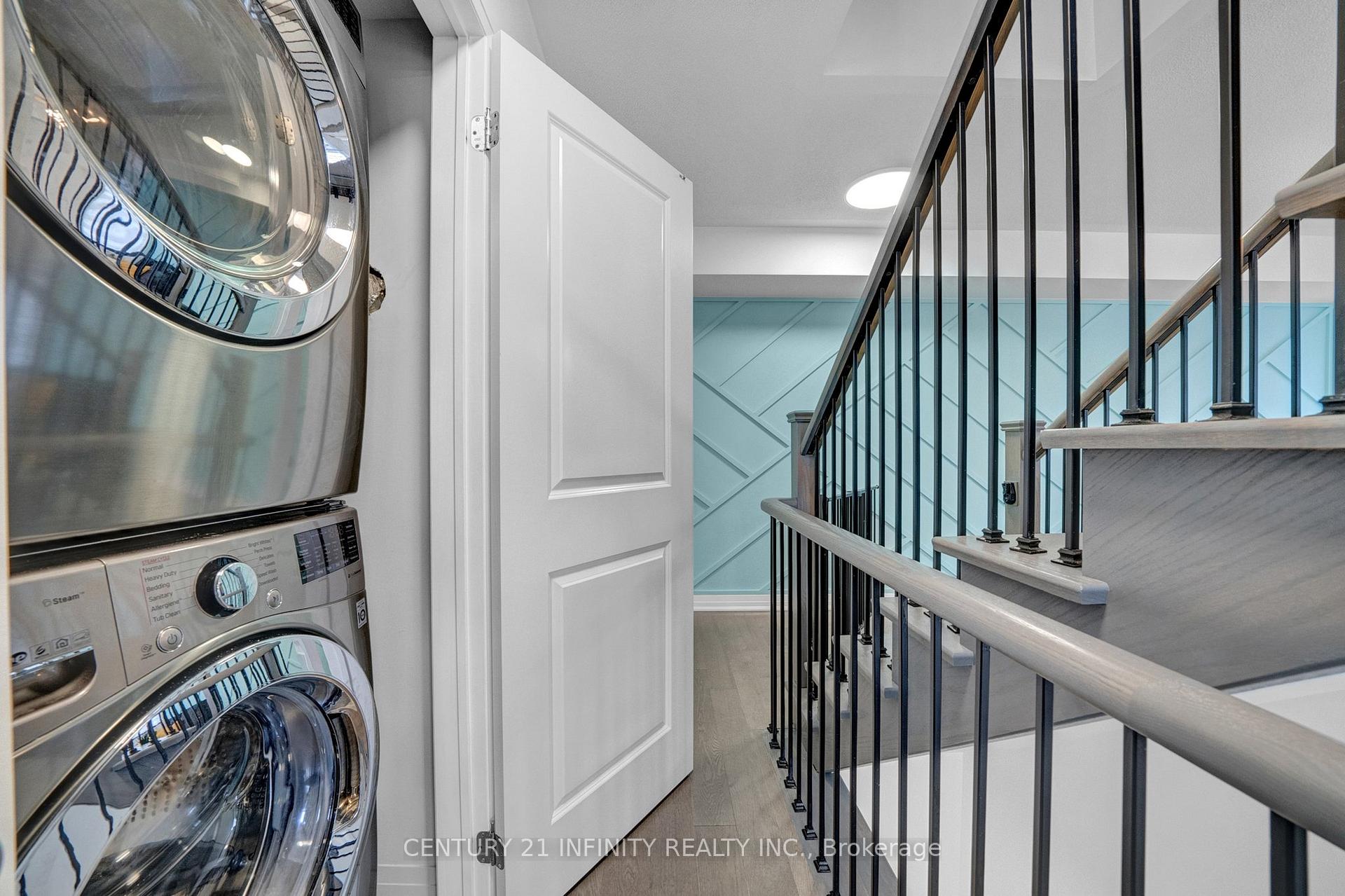 Photo 15 of 30 King William Way, Clarington, Bowmanville — HOMEH