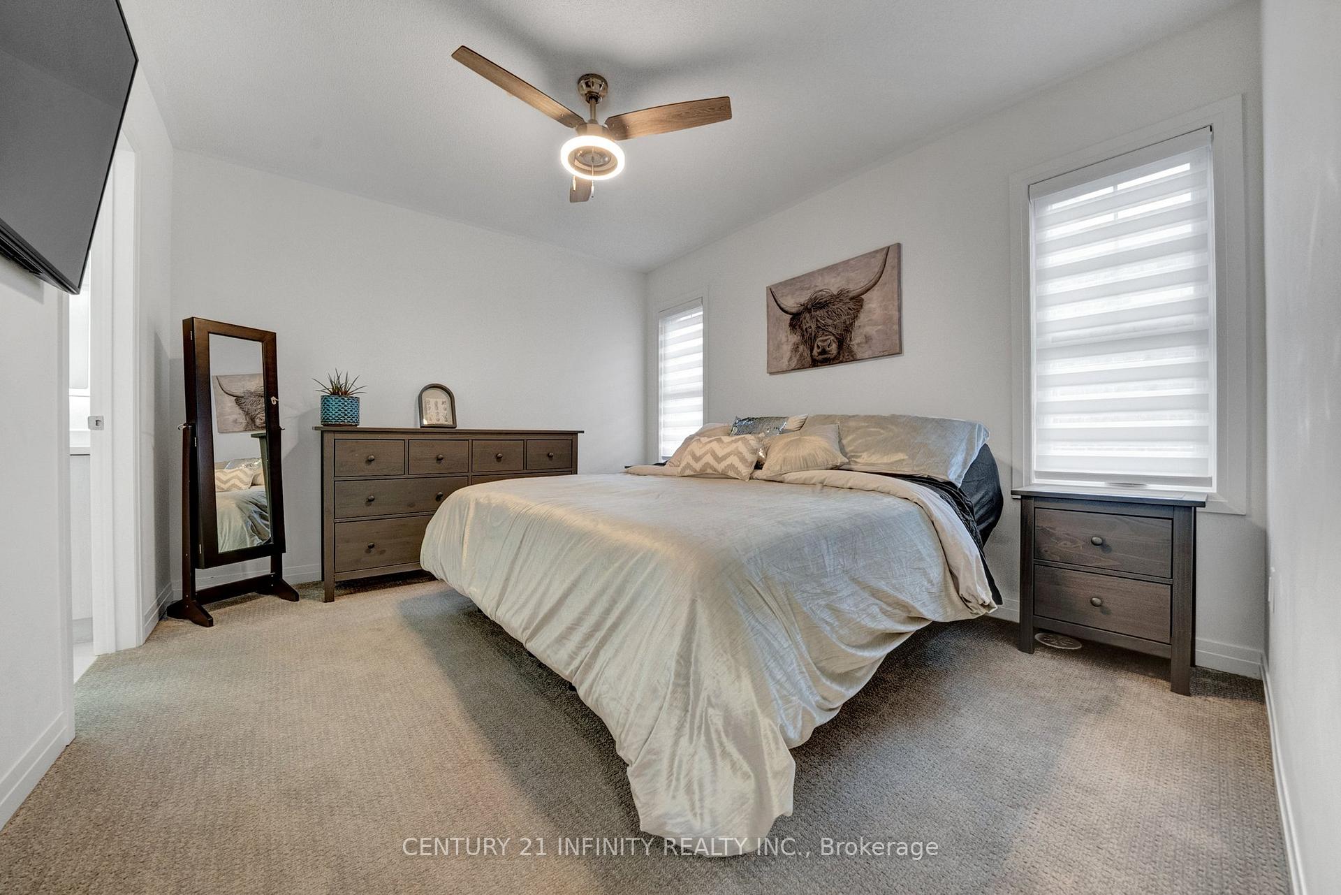 Photo 18 of 30 King William Way, Clarington, Bowmanville — HOMEH