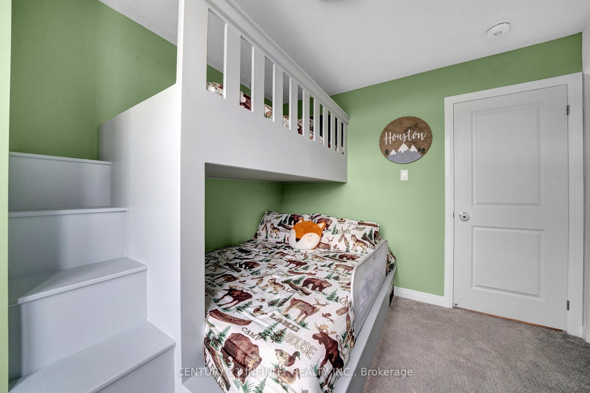 Photo 24 of 30 King William Way, Clarington, Bowmanville — HOMEH
