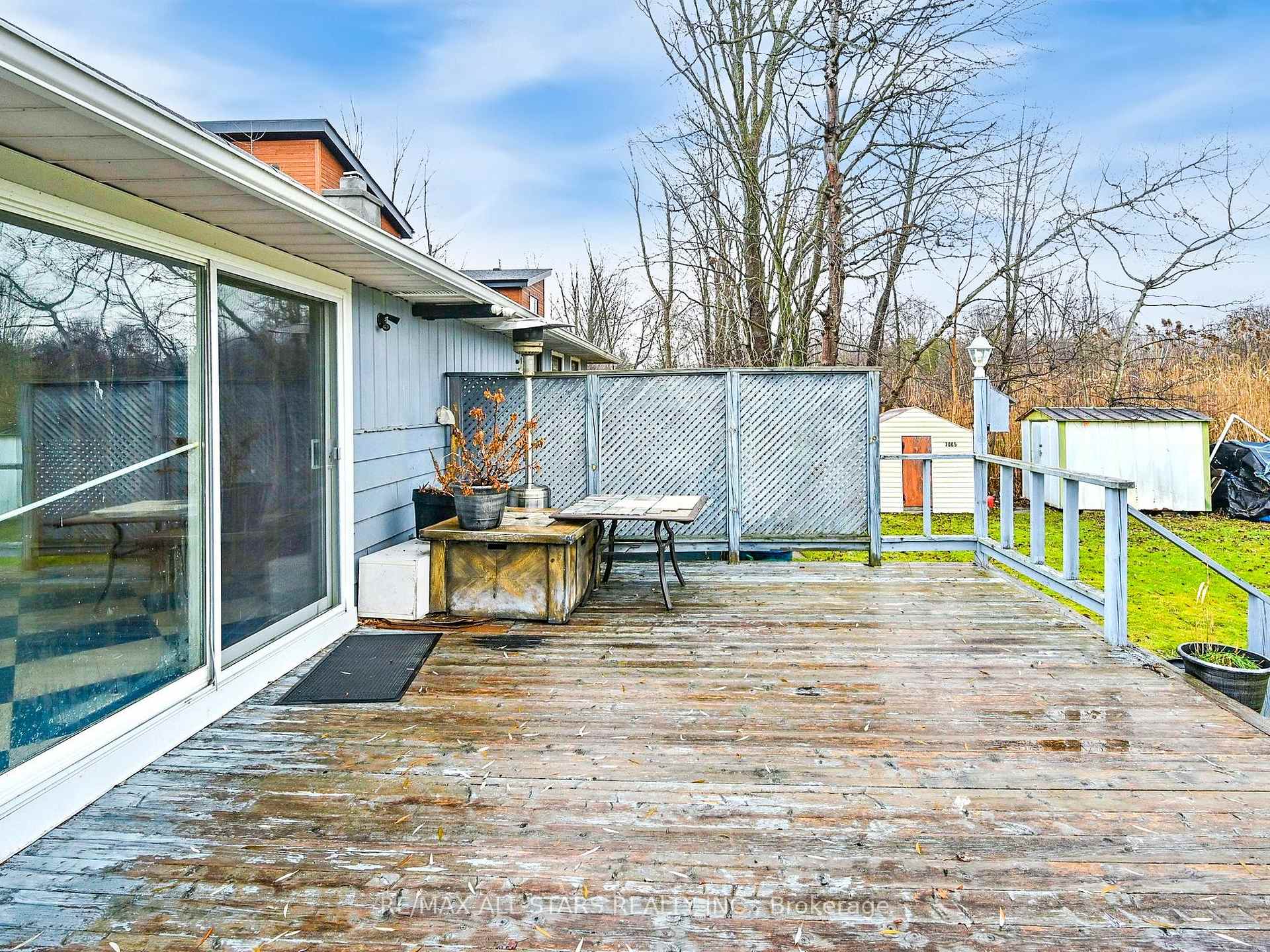 Photo 15 of 67 Irving Drive, Georgina, Pefferlaw — HOMEH