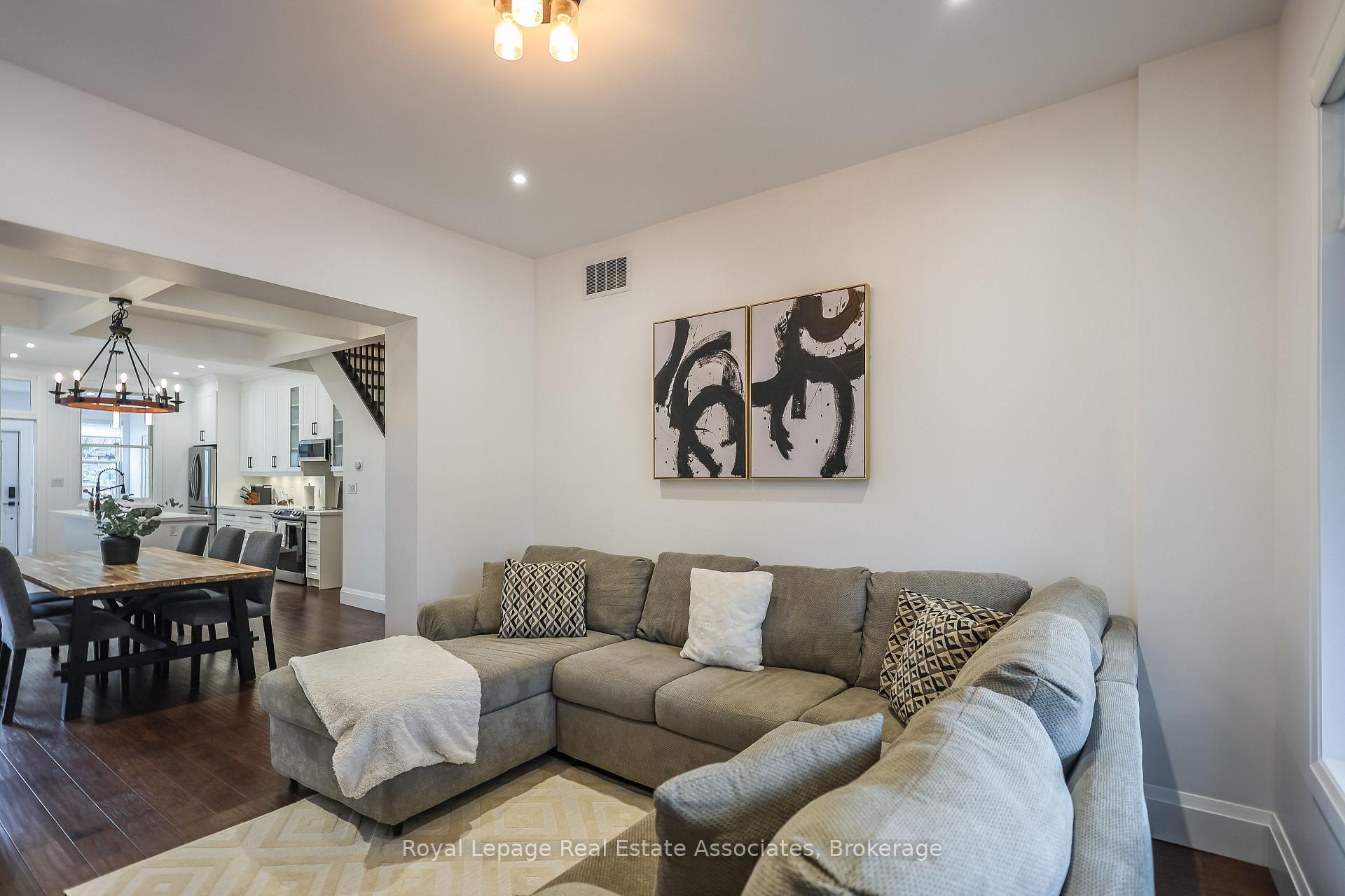 Photo 9 of 211 John Street N, Hamilton, Beasley — HOMEH