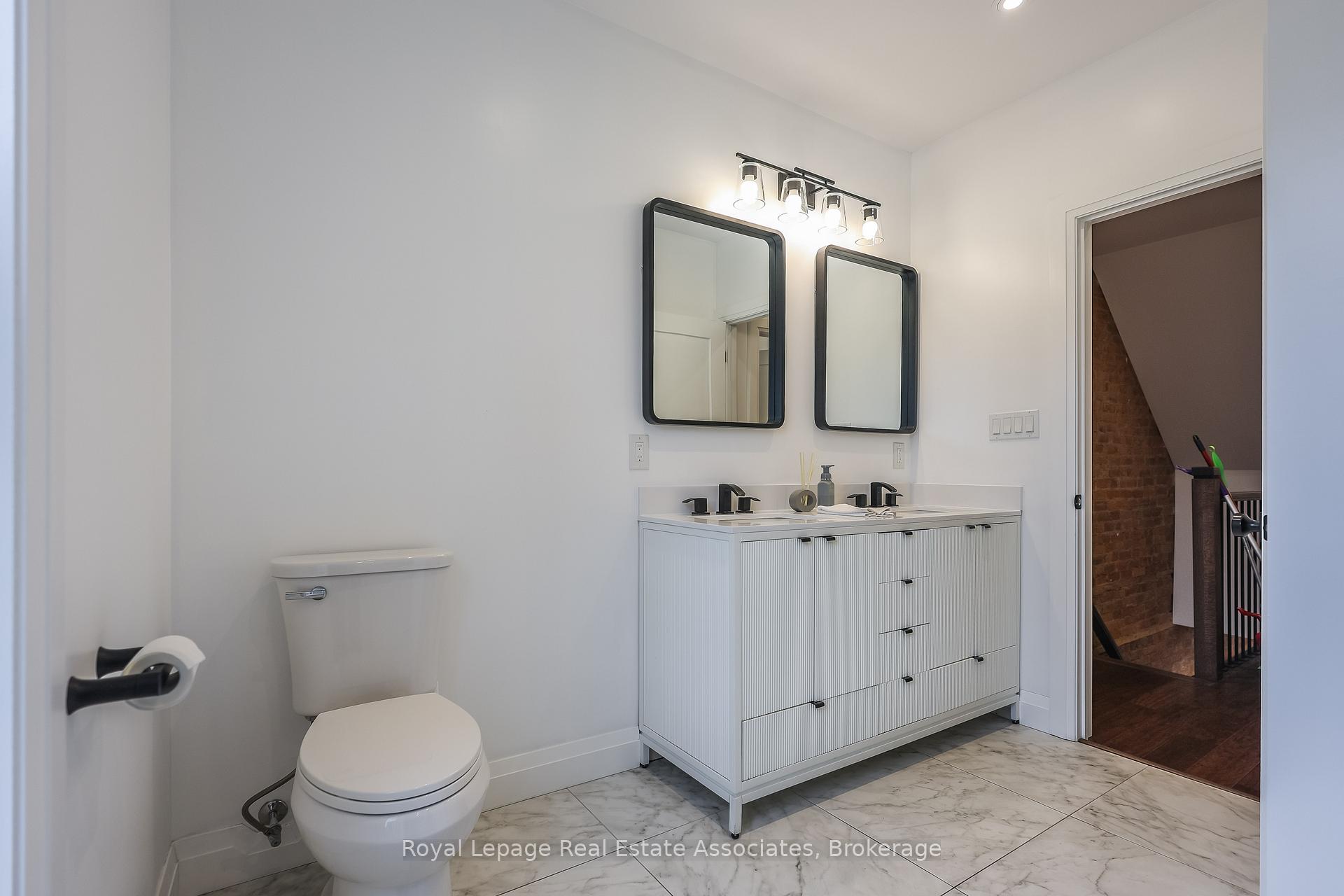 Photo 21 of 211 John Street N, Hamilton, Beasley — HOMEH