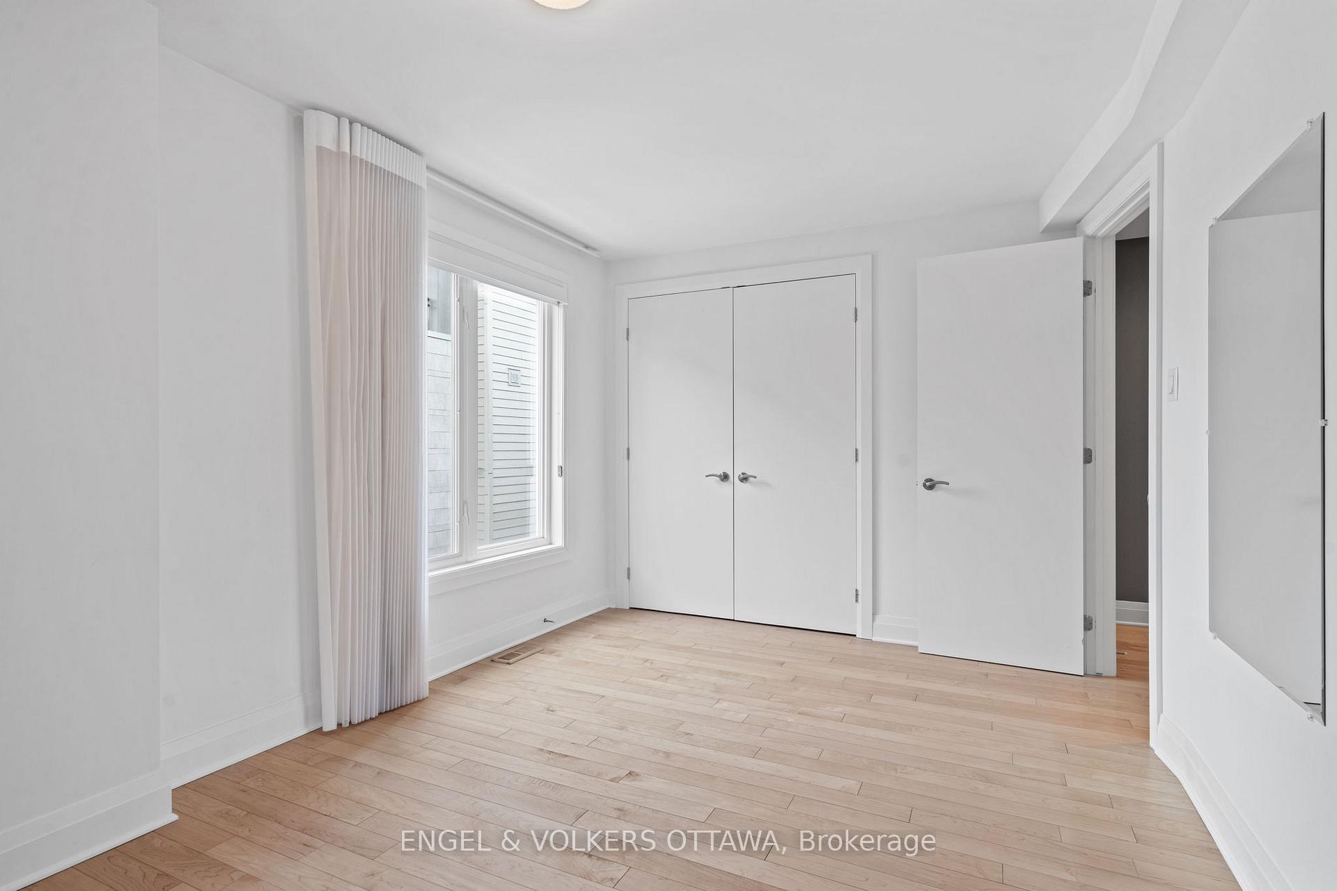 Photo 16 of 453 Edison Avenue, Ottawa, McKellar/Highland — HOMEH