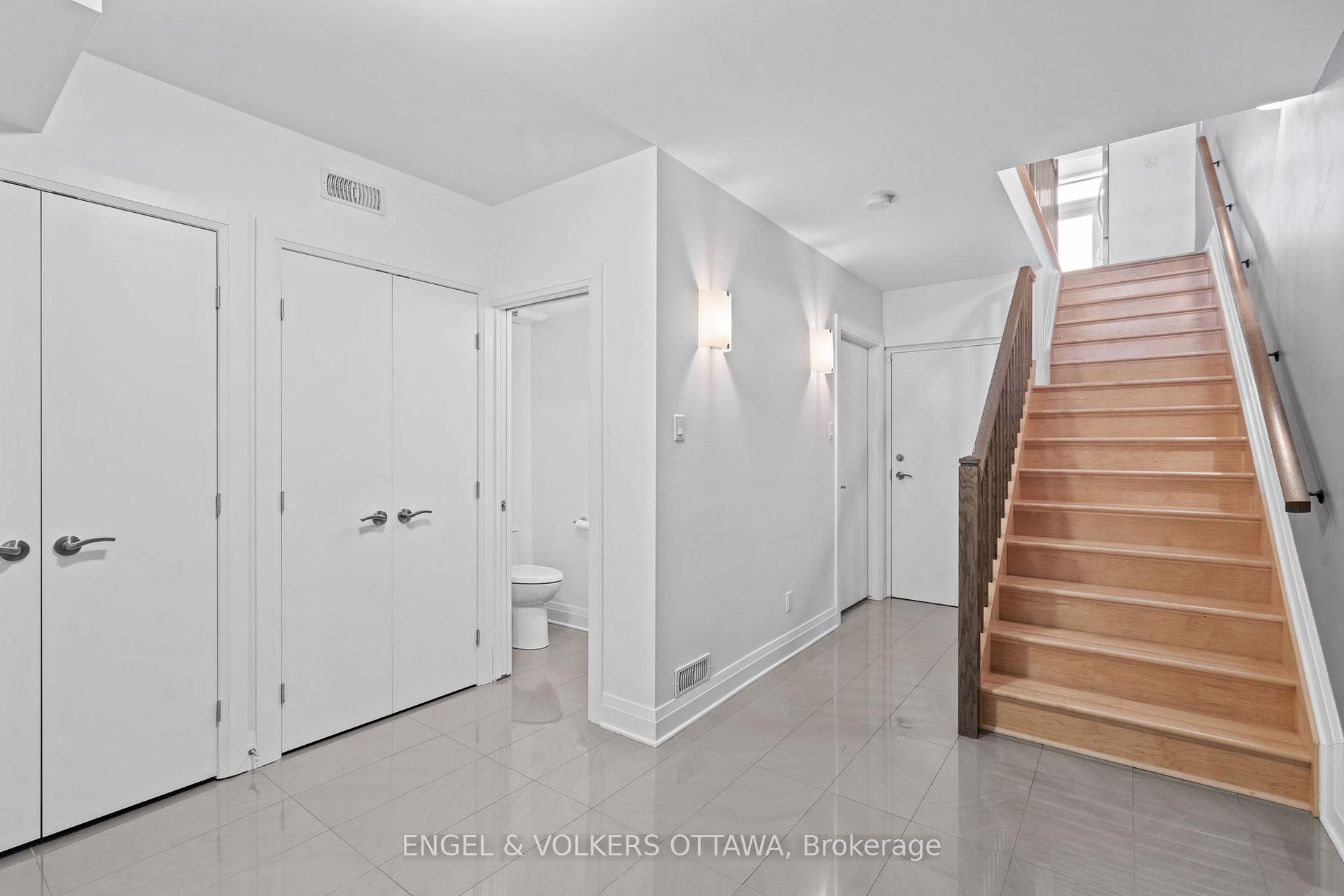 Photo 26 of 453 Edison Avenue, Ottawa, McKellar/Highland — HOMEH