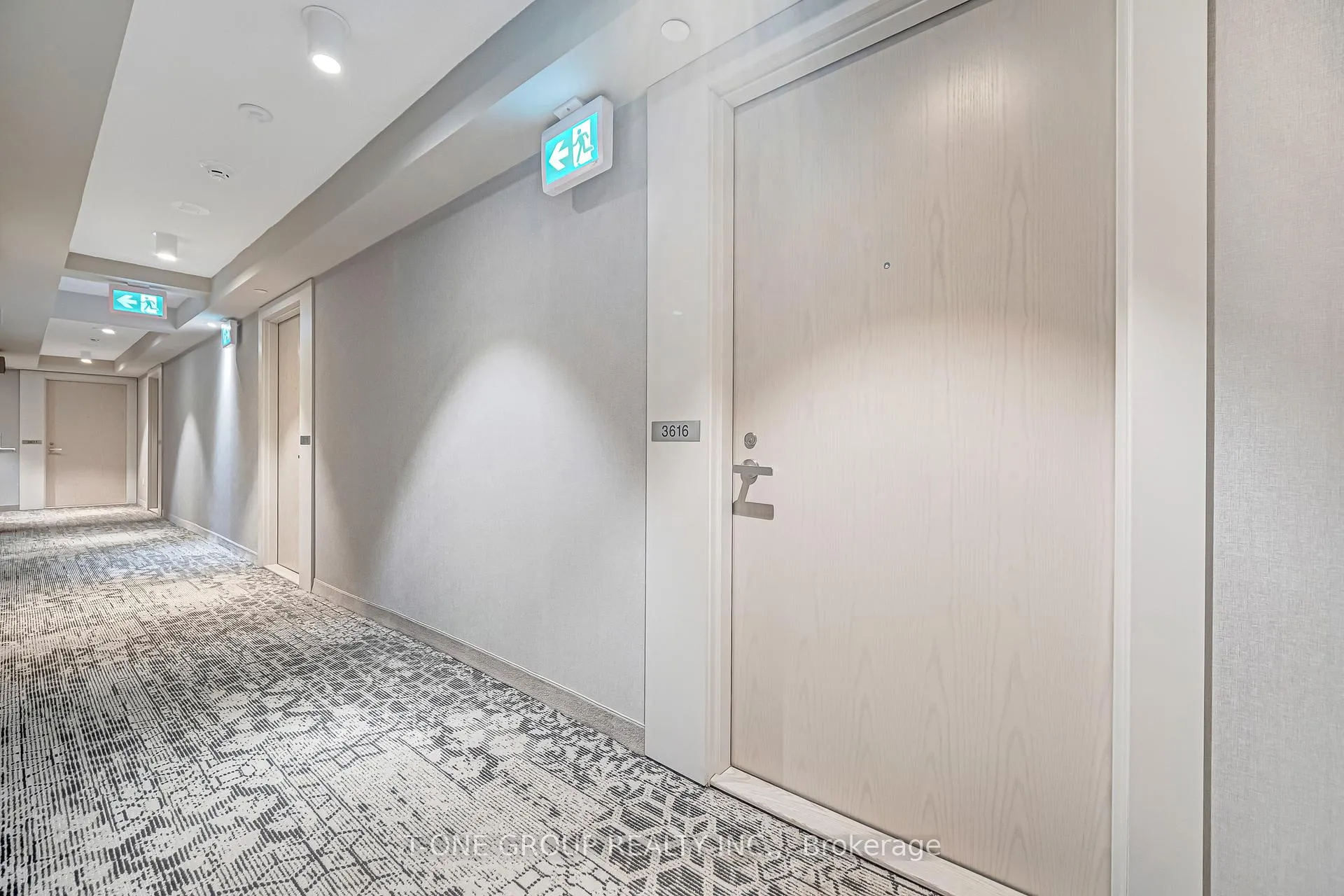 Photo 5 of Unit 3616, 55 Cooper Street, Toronto, Waterfront Communities — HOMEH