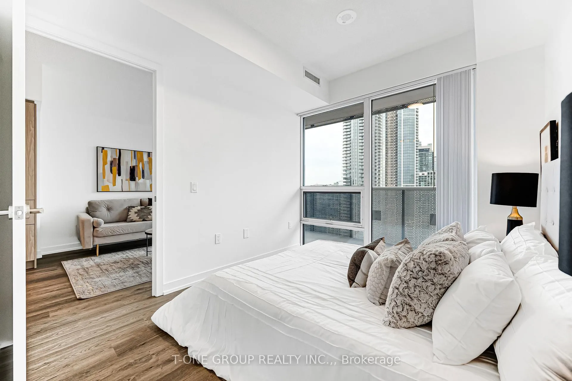 Photo 18 of Unit 3616, 55 Cooper Street, Toronto, Waterfront Communities — HOMEH