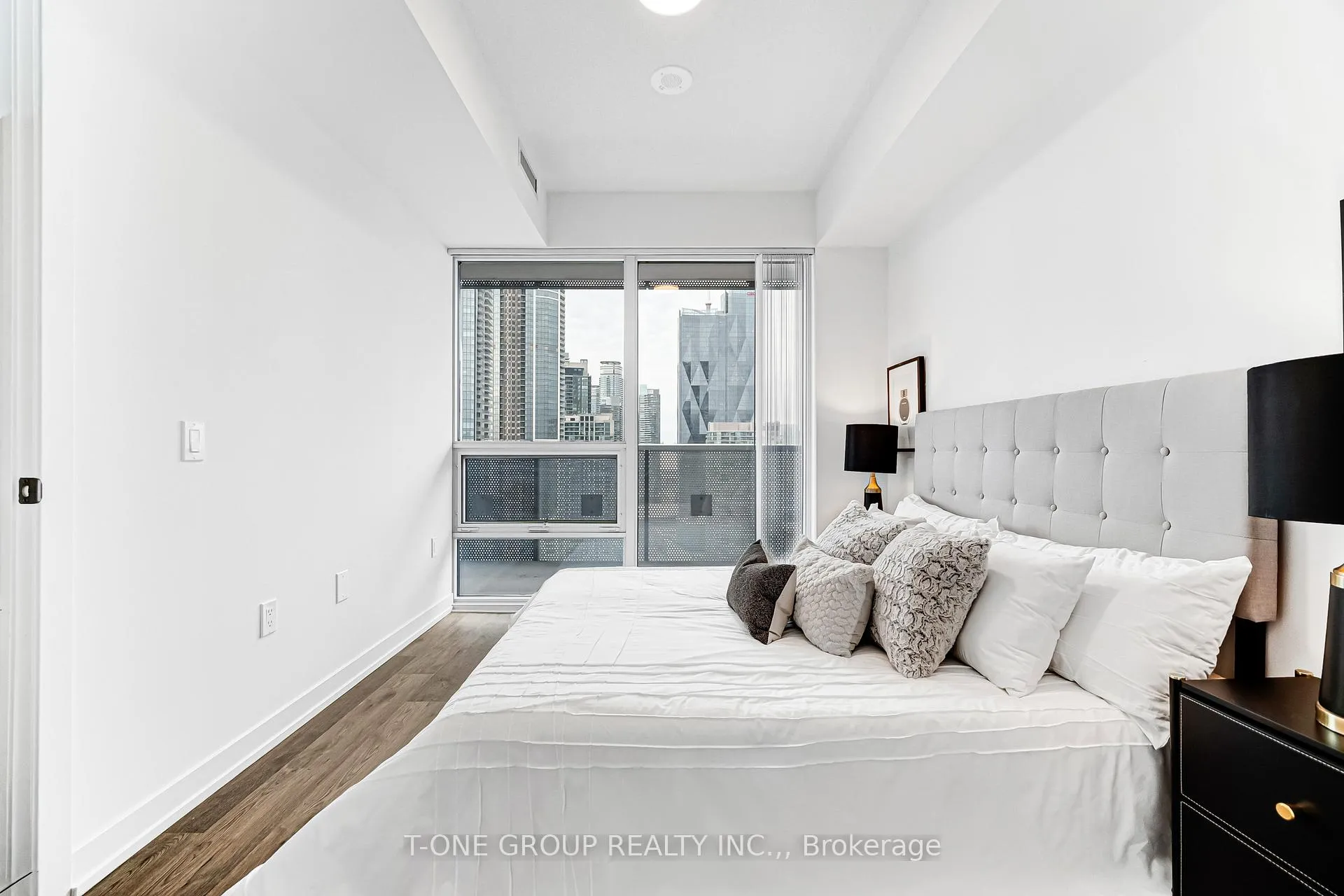 Photo 33 of Unit 3616, 55 Cooper Street, Toronto, Waterfront Communities — HOMEH