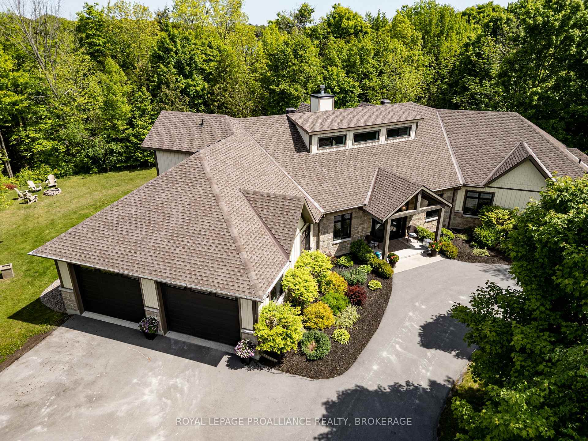 Photo 1 of Unit 15, 1096 Applewood Lane, Frontenac, Frontenac South — HOMEH