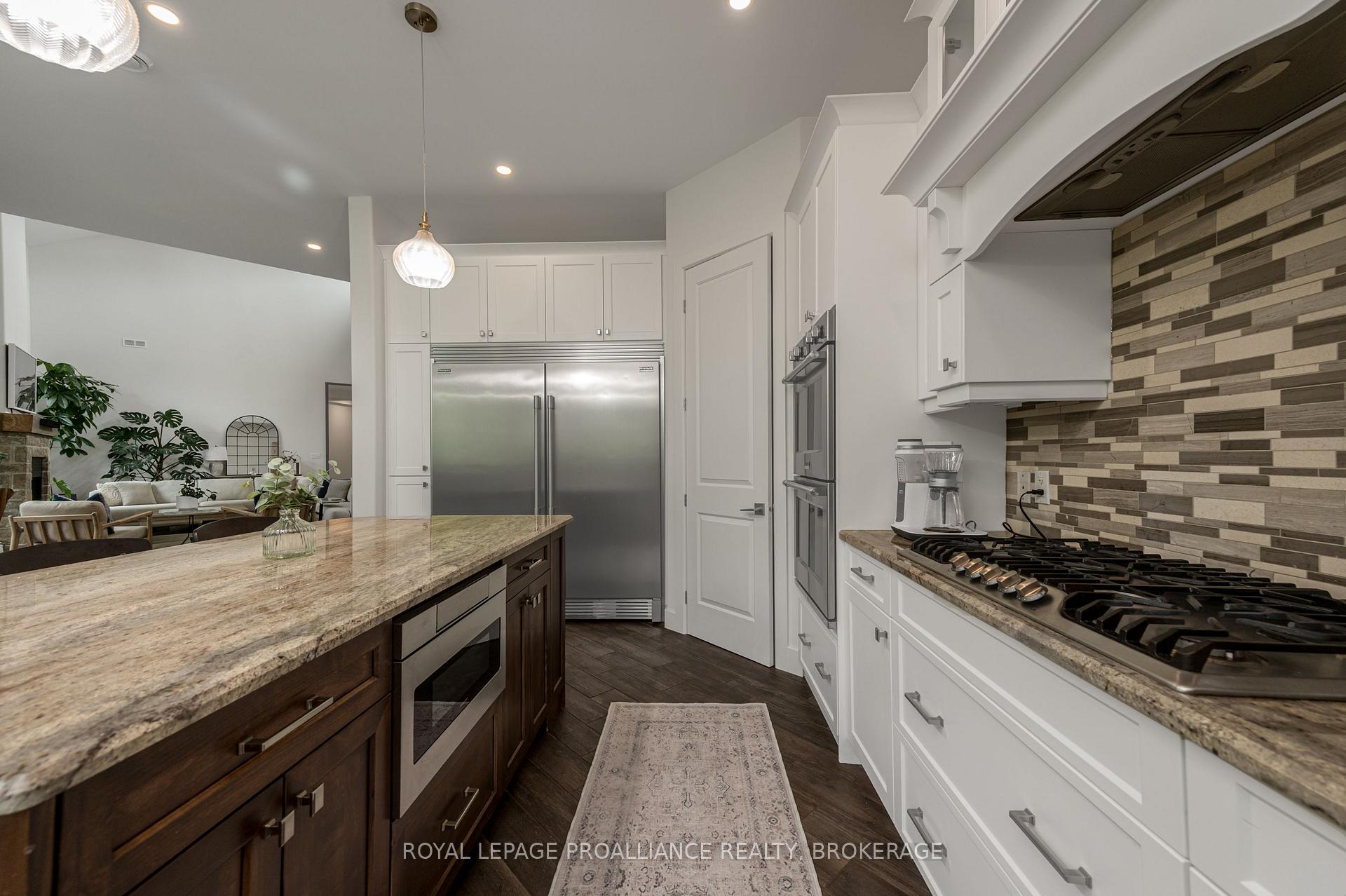 Photo 12 of Unit 15, 1096 Applewood Lane, Frontenac, Frontenac South — HOMEH