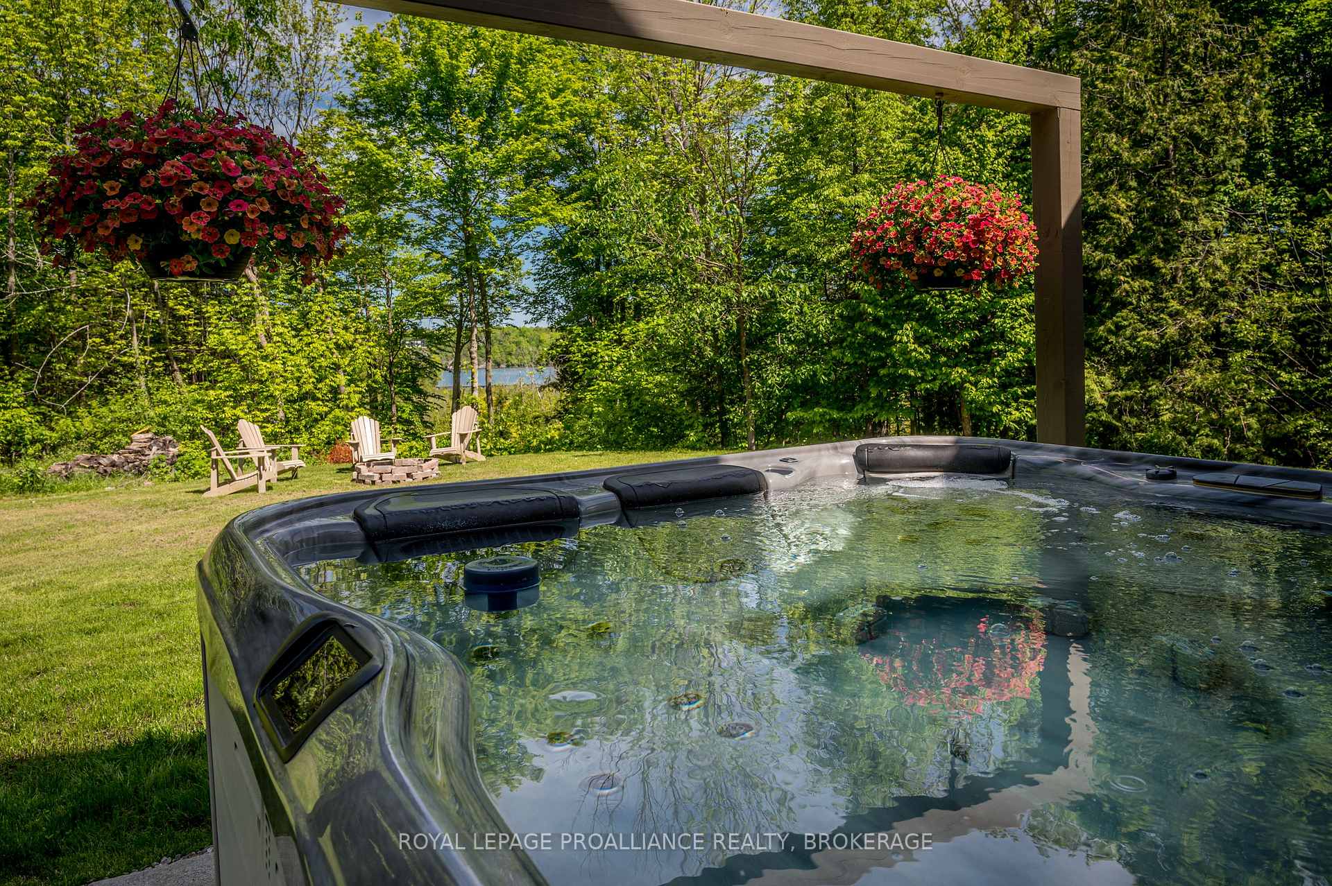 Photo 45 of Unit 15, 1096 Applewood Lane, Frontenac, Frontenac South — HOMEH