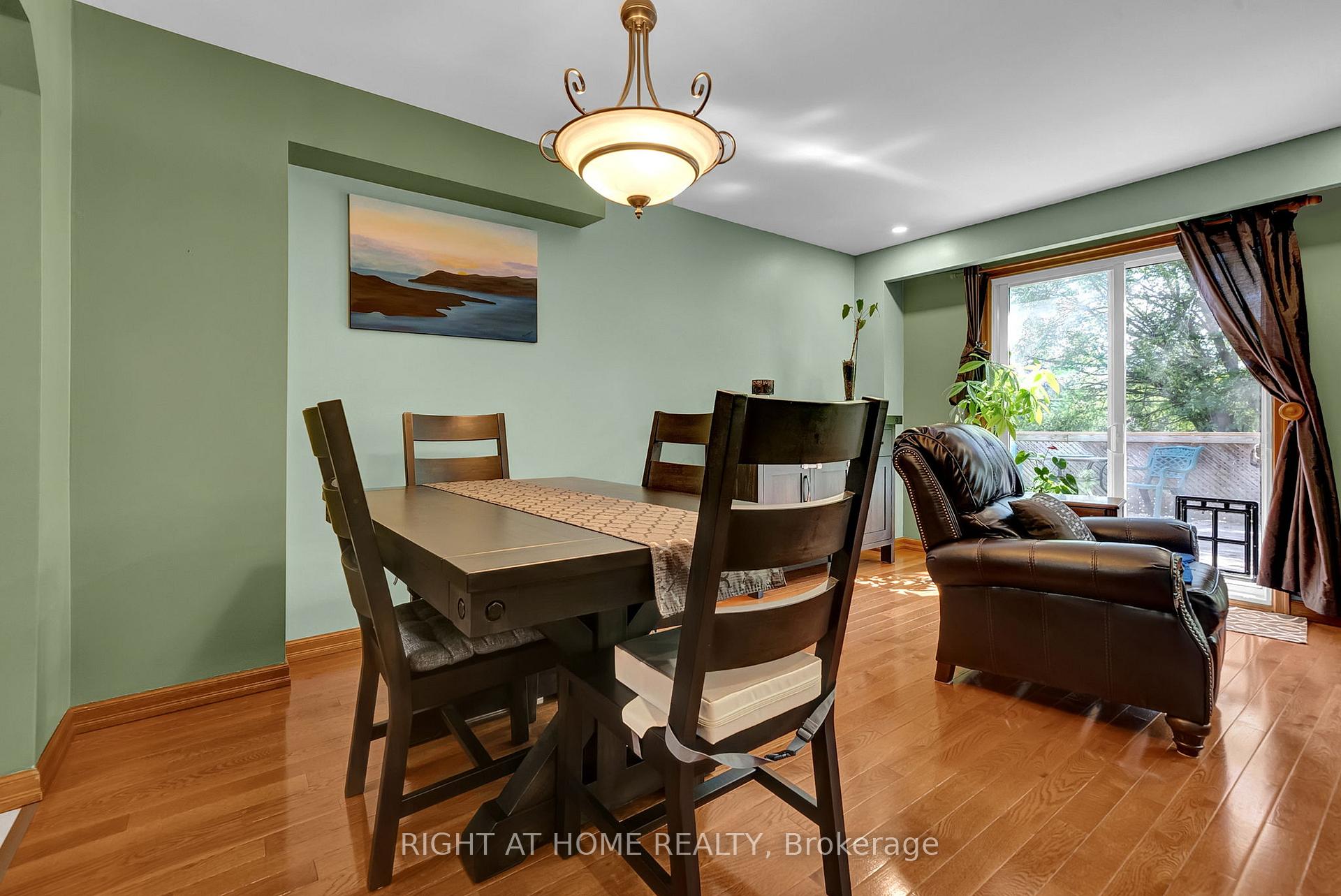Photo 17 of 7 Hailey Court, Clarington, Bowmanville — HOMEH