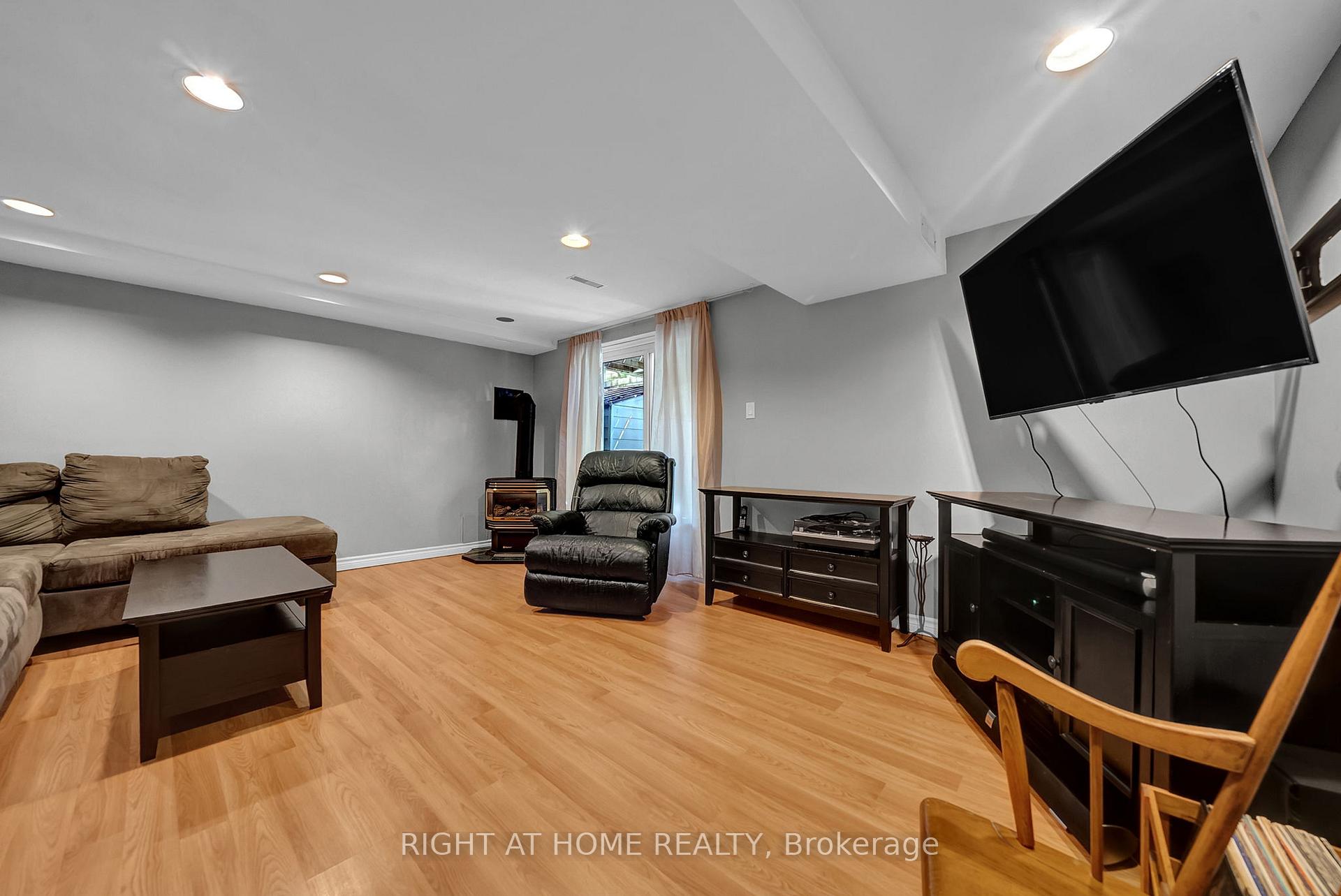 Photo 70 of 7 Hailey Court, Clarington, Bowmanville — HOMEH