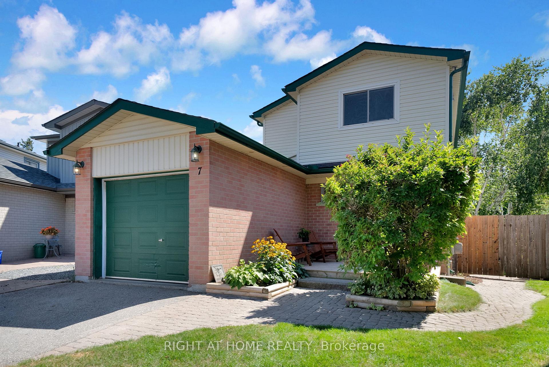 Photo 83 of 7 Hailey Court, Clarington, Bowmanville — HOMEH