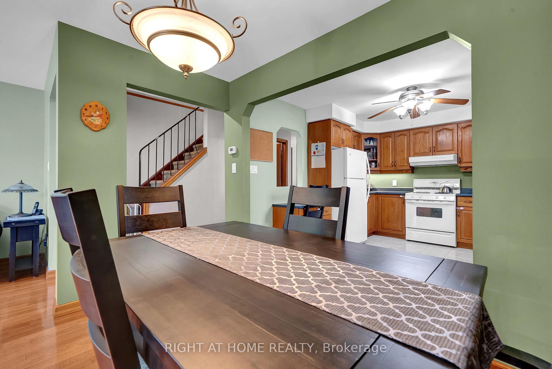 Photo 39 of 7 Hailey Court, Clarington, Bowmanville — HOMEH