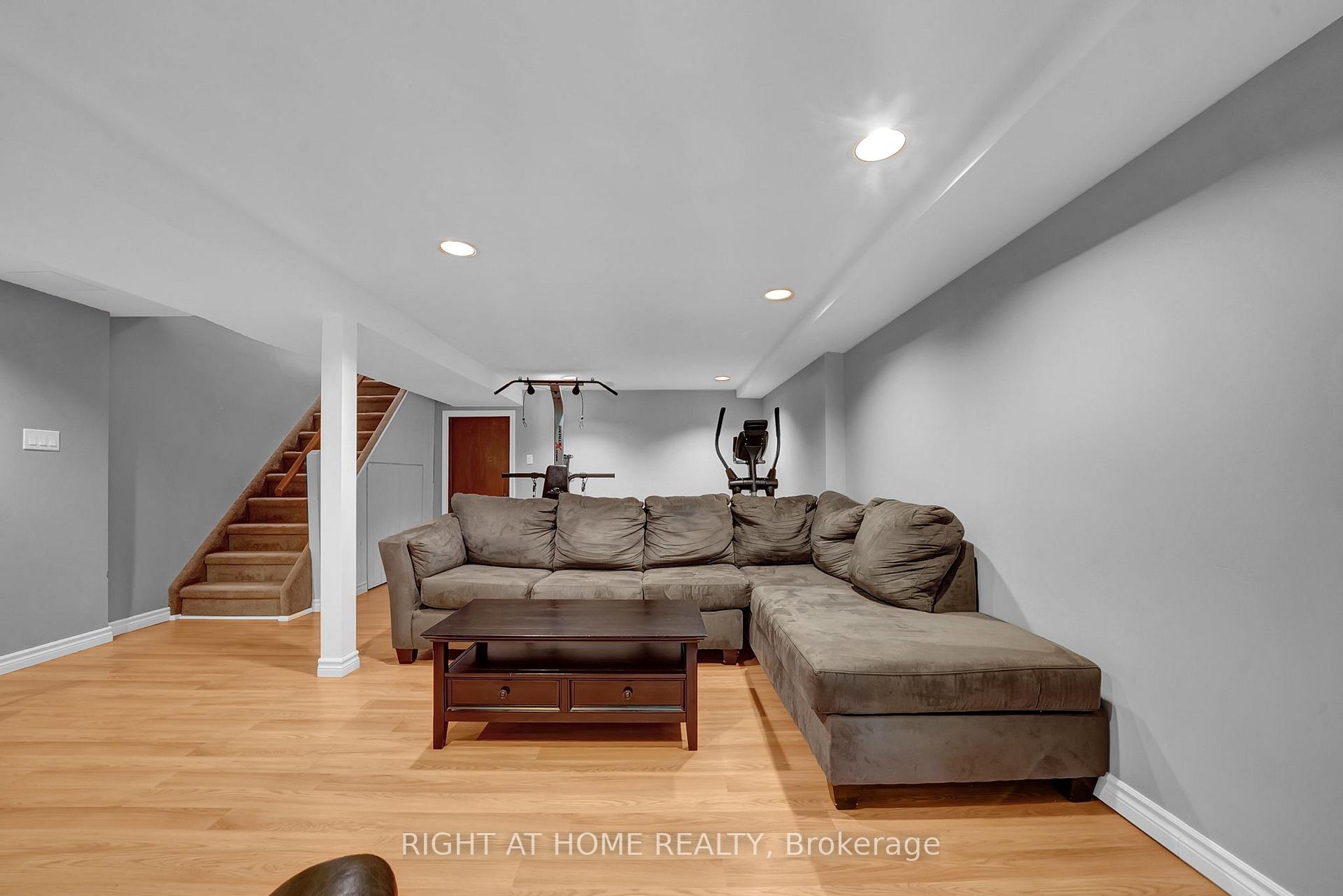 Photo 54 of 7 Hailey Court, Clarington, Bowmanville — HOMEH