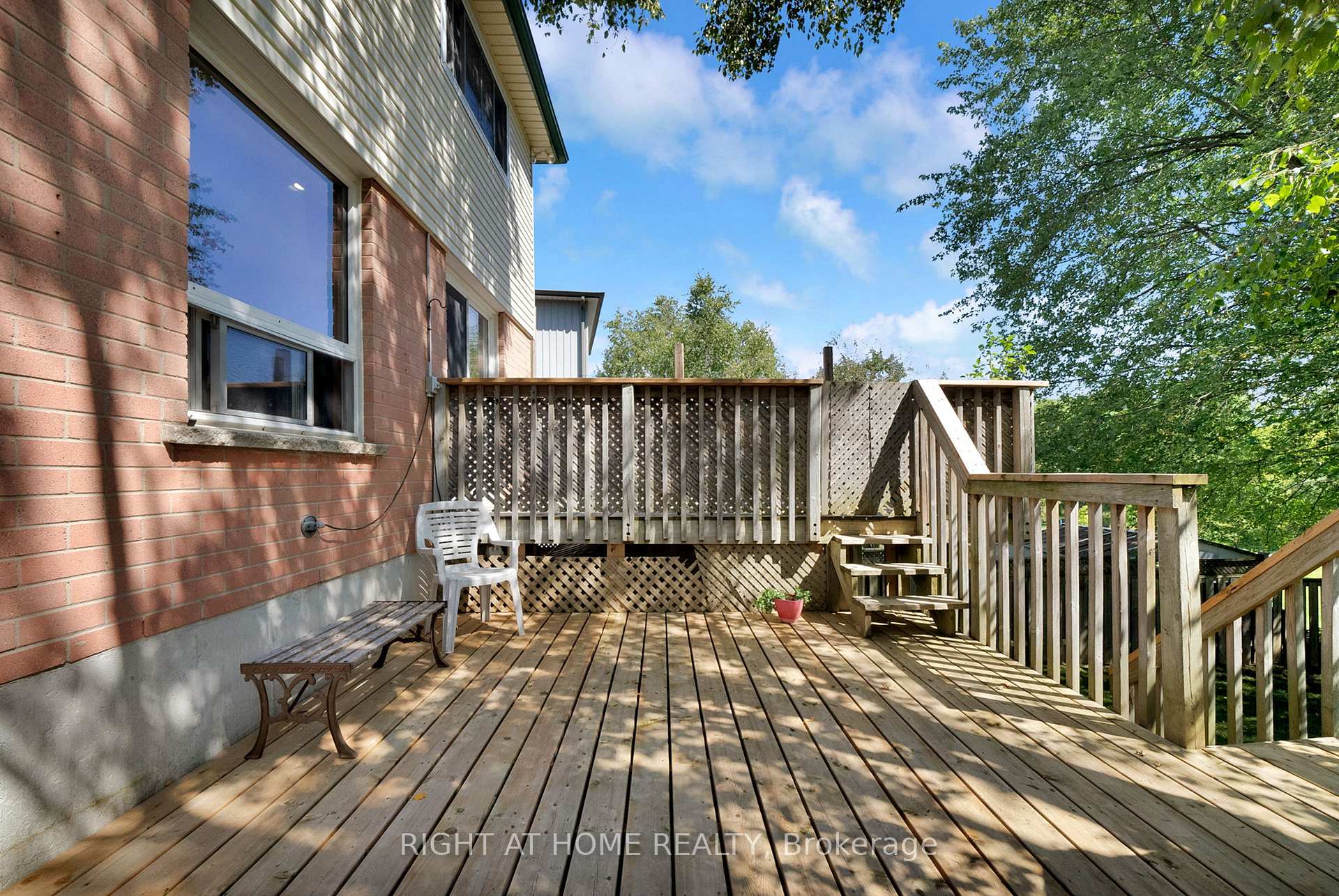 Photo 58 of 7 Hailey Court, Clarington, Bowmanville — HOMEH
