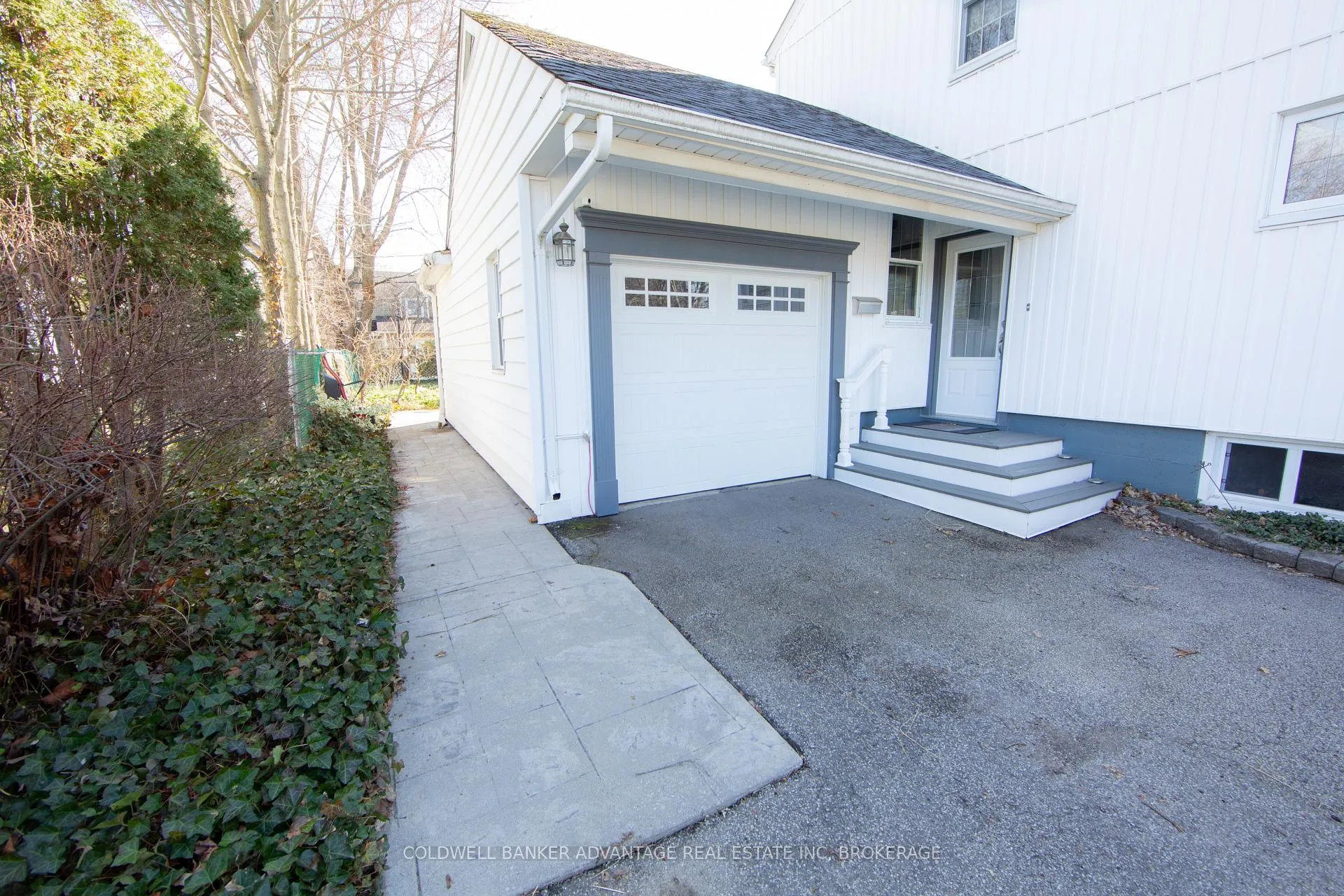 Photo 42 of 123 Parkway, Welland, Prince Charles — HOMEH