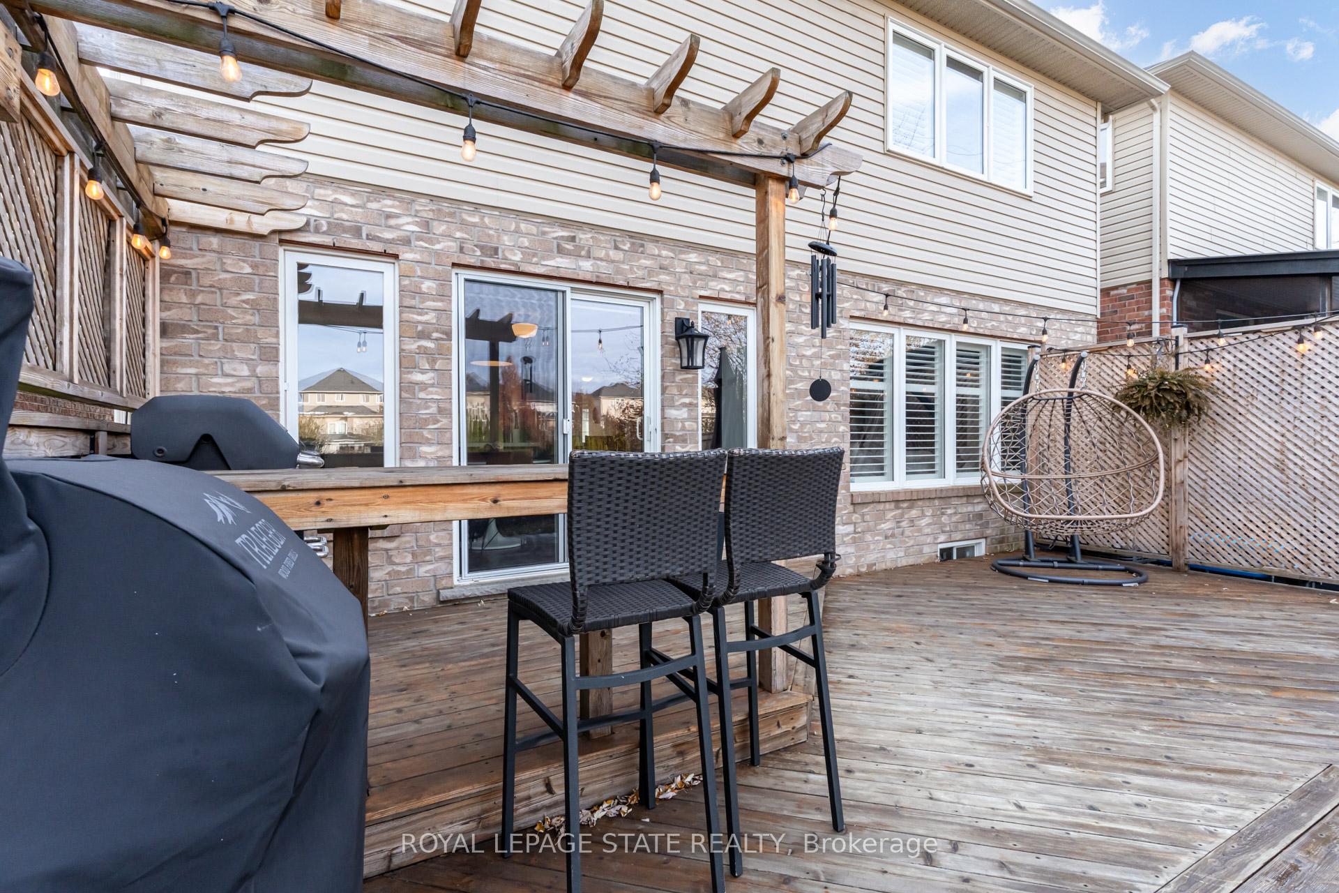 Photo 46 of 36 Irwin Avenue, Hamilton, Meadowlands — HOMEH