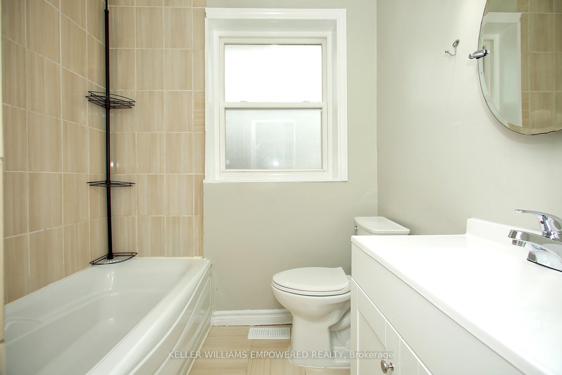 Photo 15 of 5 Tulloch Drive, Ajax, South East — HOMEH