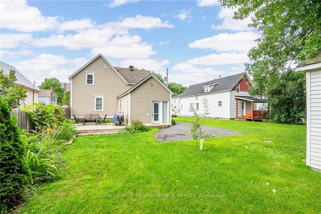 Photo 10 of 526 Amelia Street, Cornwall — HOMEH