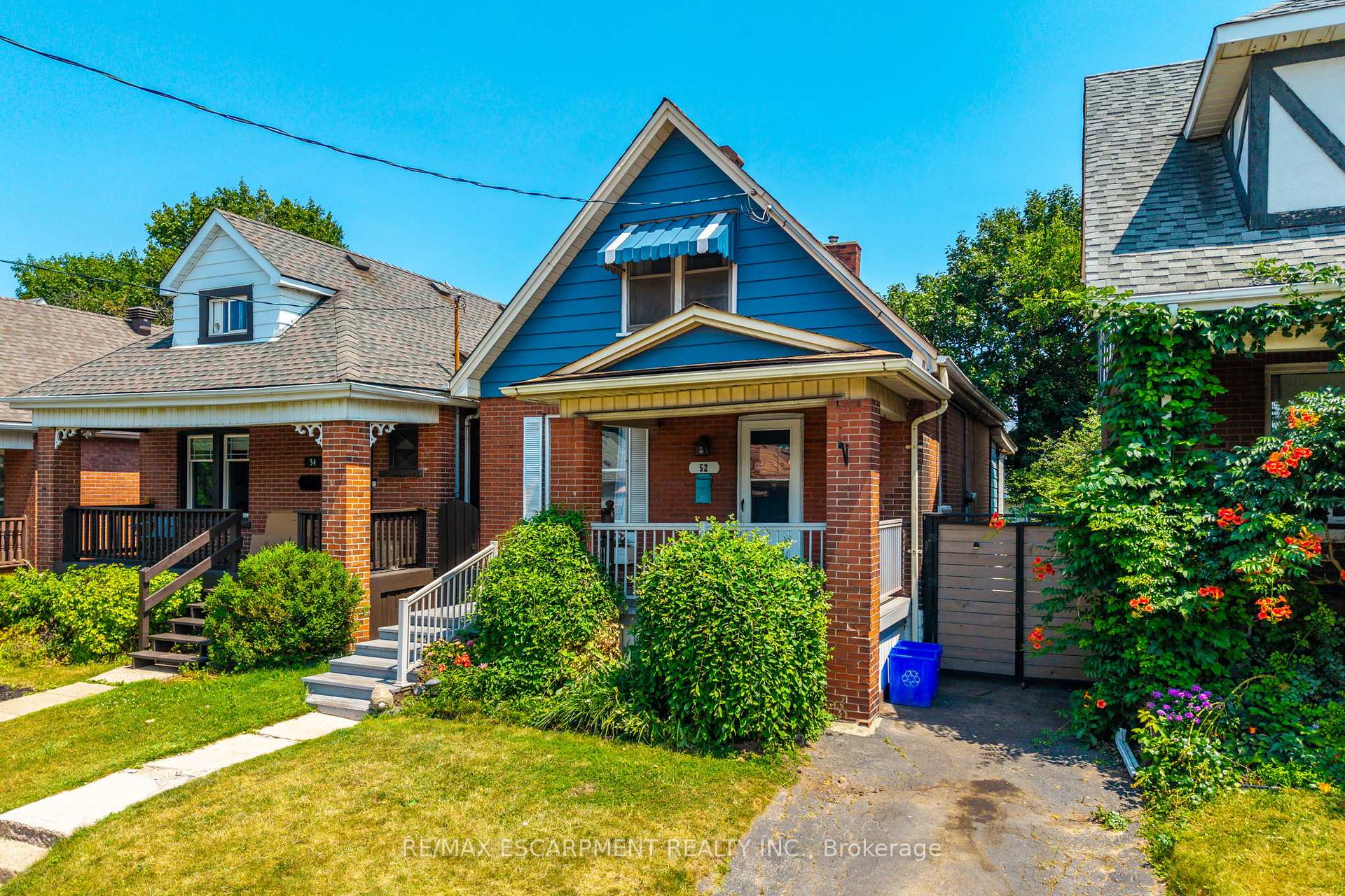 Front of 52 Connaught Avenue N