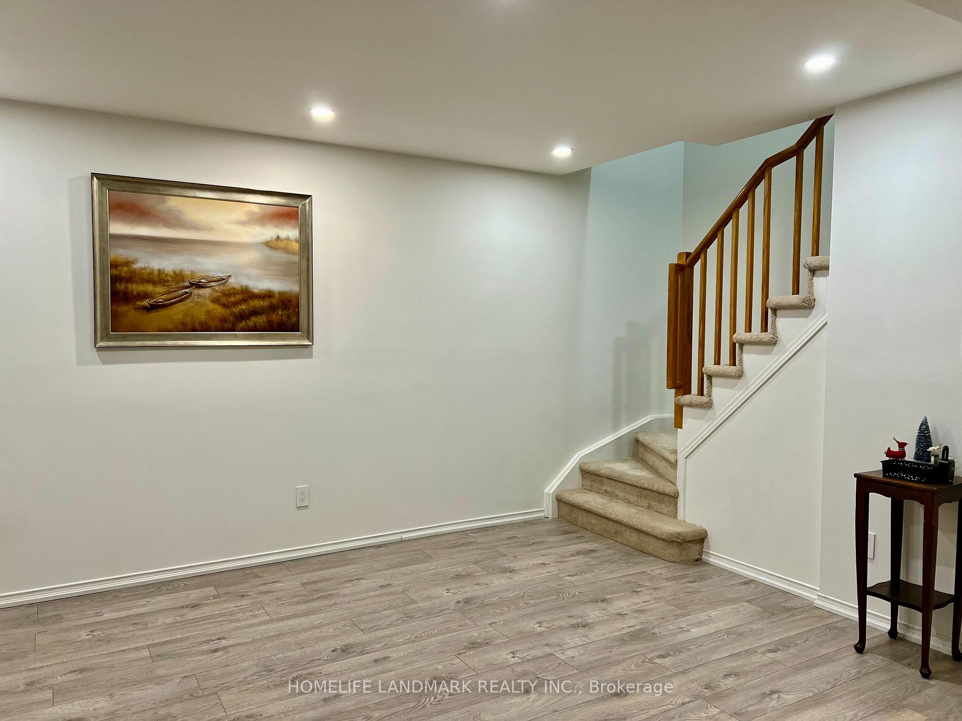 Photo 4 of 1126 Beechnut Road, Oakville, Clearview — HOMEH