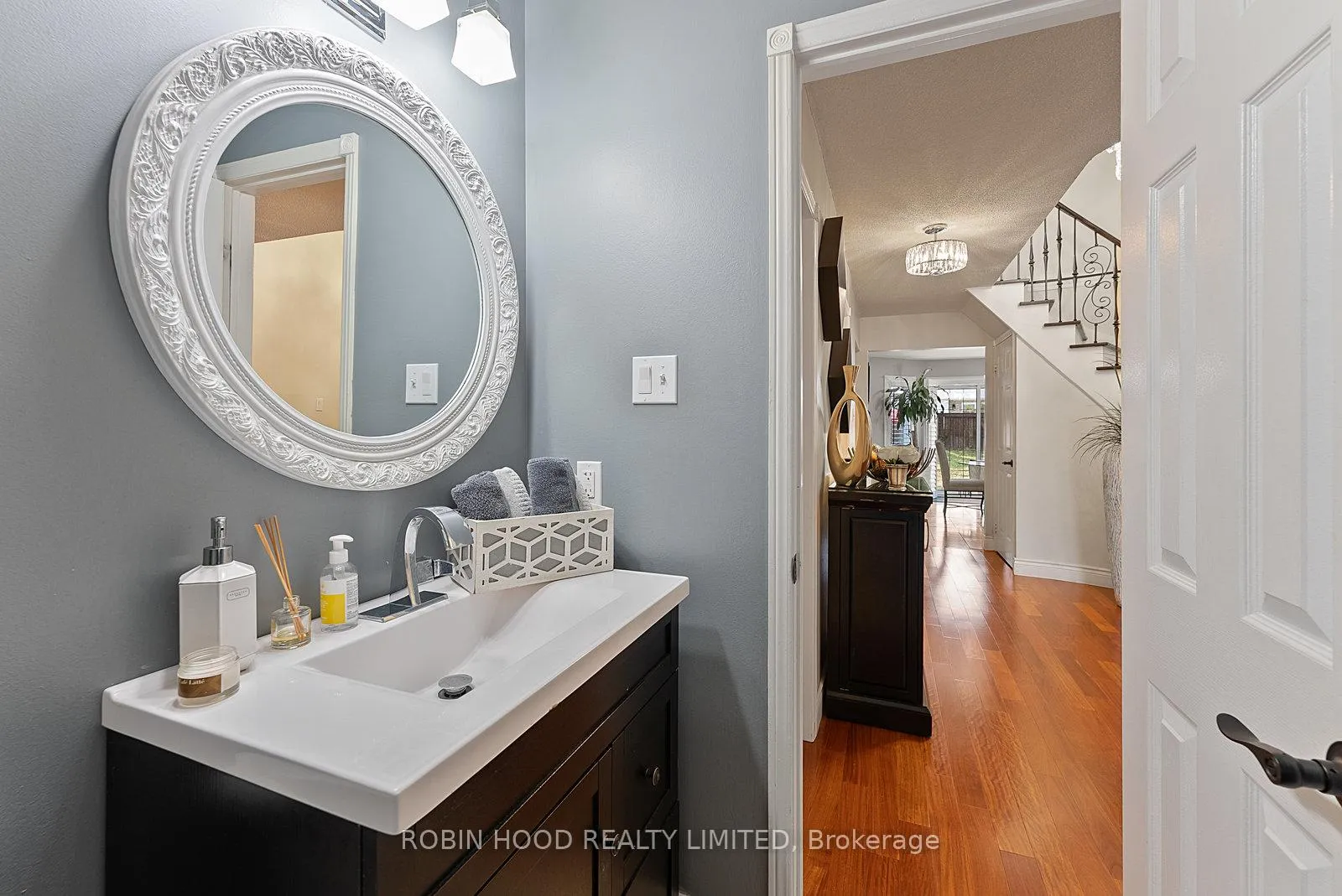 Photo 32 of 22 Strangway Court, Brampton, Heart Lake West — HOMEH