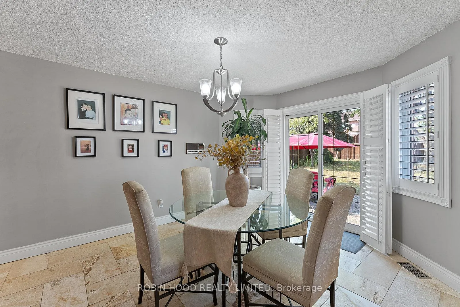 Photo 36 of 22 Strangway Court, Brampton, Heart Lake West — HOMEH