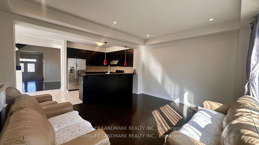 Photo 3 of Unit 47, 3275 Stalybridge Drive, Oakville, Bronte Creek — HOMEH