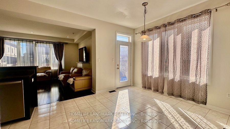 Photo 4 of Unit 47, 3275 Stalybridge Drive, Oakville, Bronte Creek — HOMEH