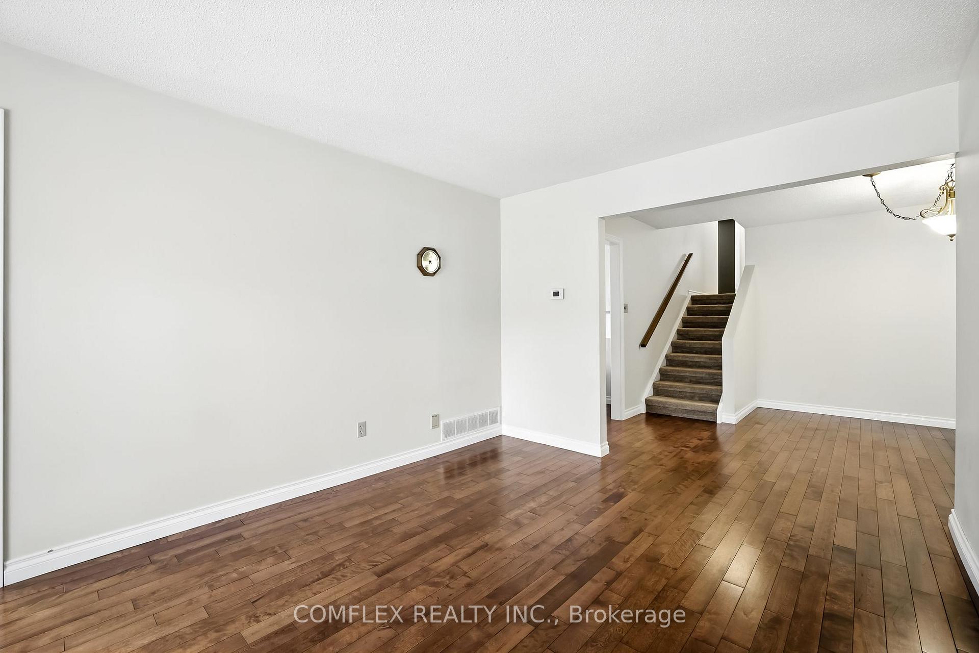 Photo 11 of 38 Barley Mill Crescent, Clarington, Bowmanville — HOMEH