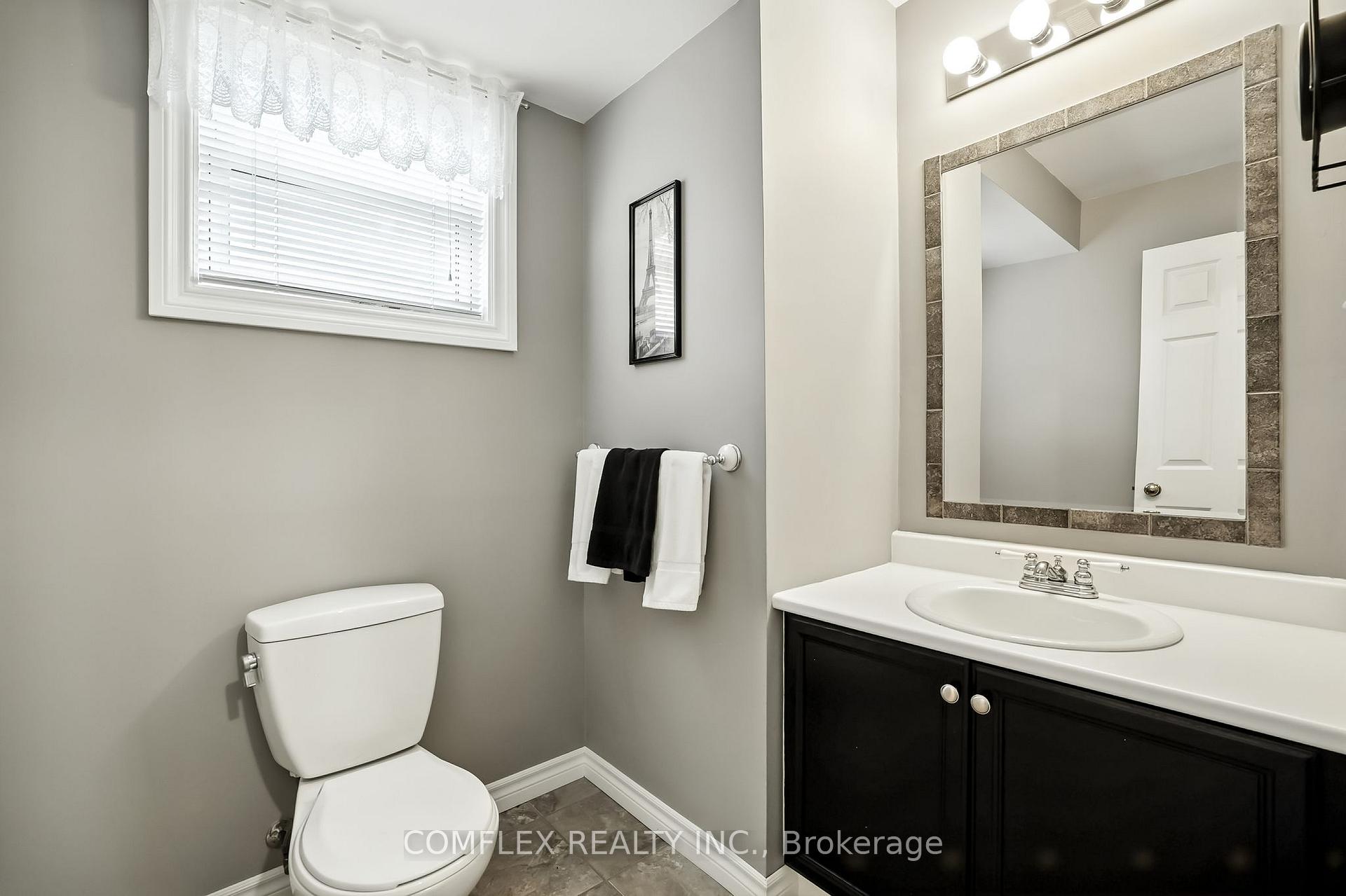 Photo 34 of 38 Barley Mill Crescent, Clarington, Bowmanville — HOMEH