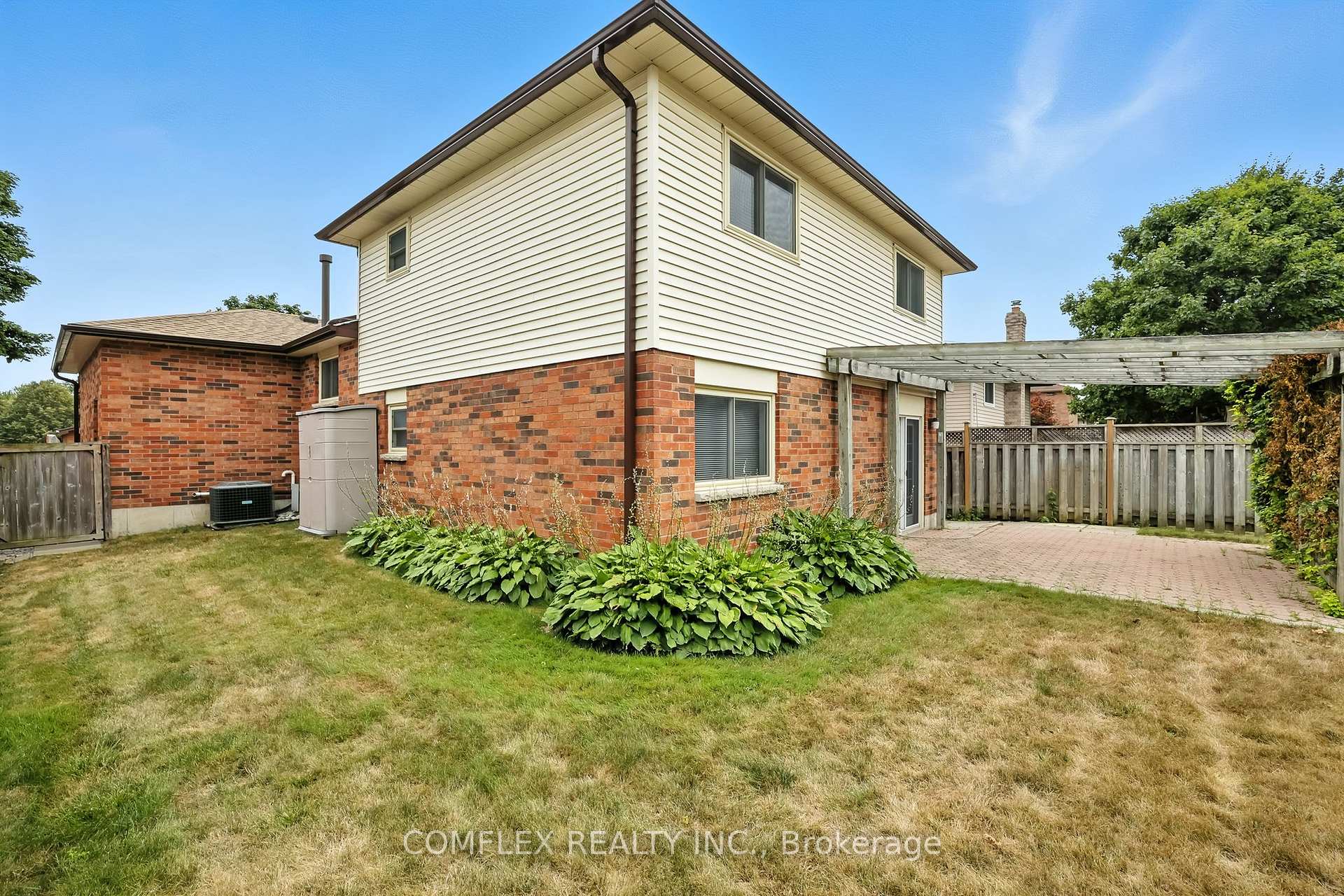 Photo 43 of 38 Barley Mill Crescent, Clarington, Bowmanville — HOMEH