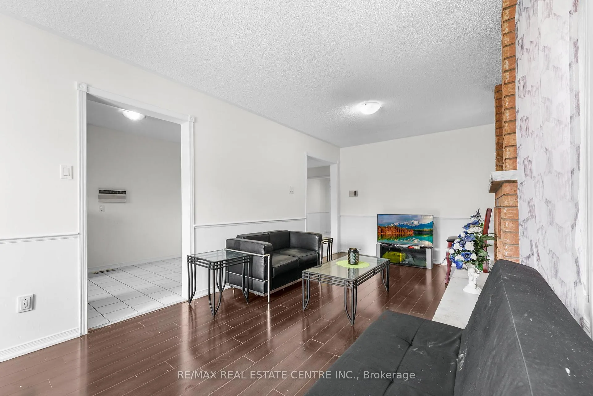 Photo 10 of 75 Michigan Avenue, Brampton, Fletcher's Creek South — HOMEH