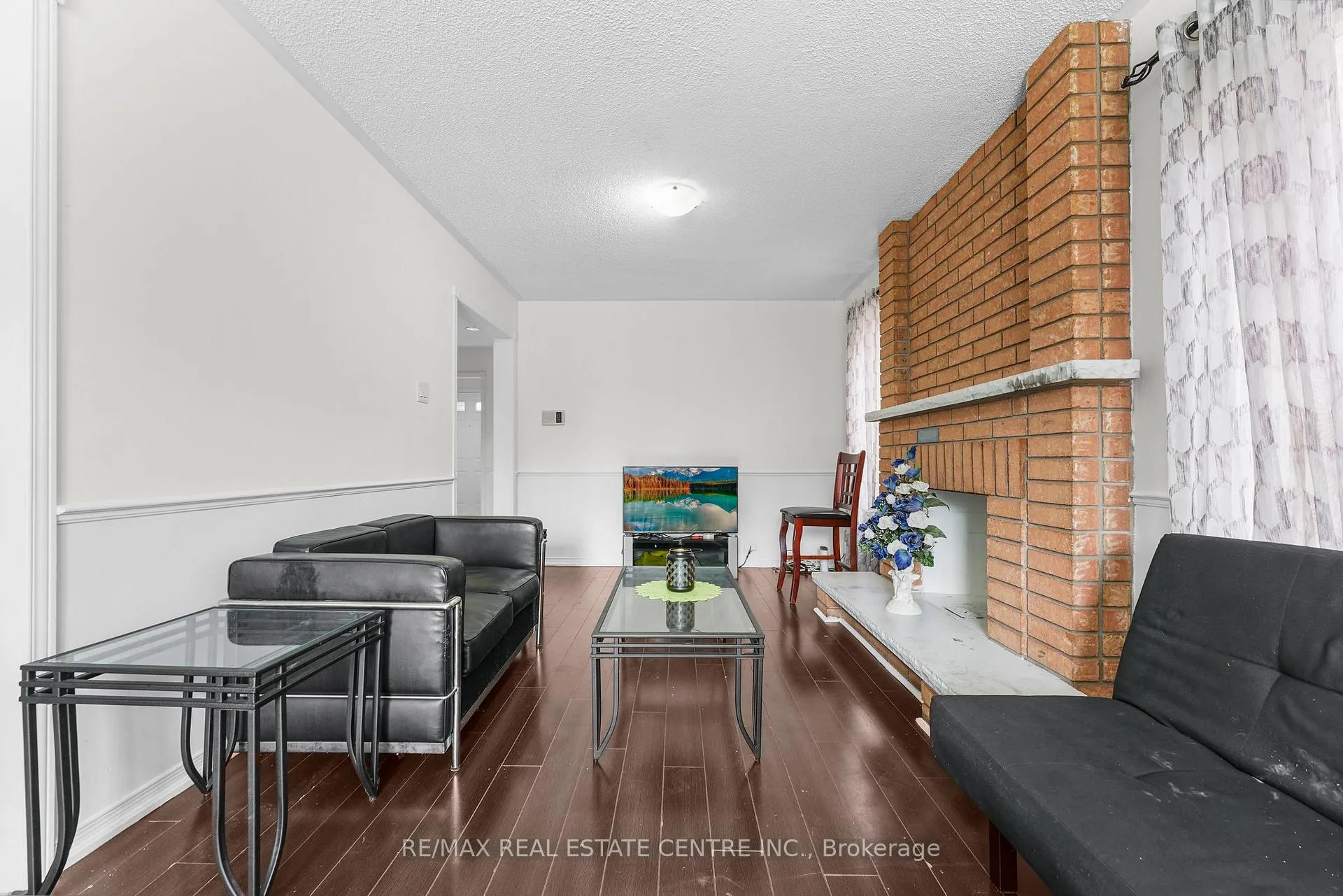 Photo 11 of 75 Michigan Avenue, Brampton, Fletcher's Creek South — HOMEH