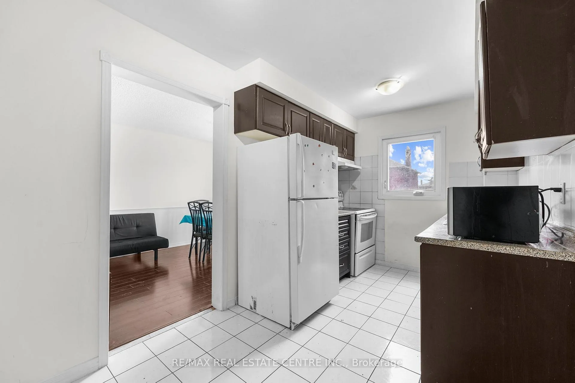 Photo 16 of 75 Michigan Avenue, Brampton, Fletcher's Creek South — HOMEH