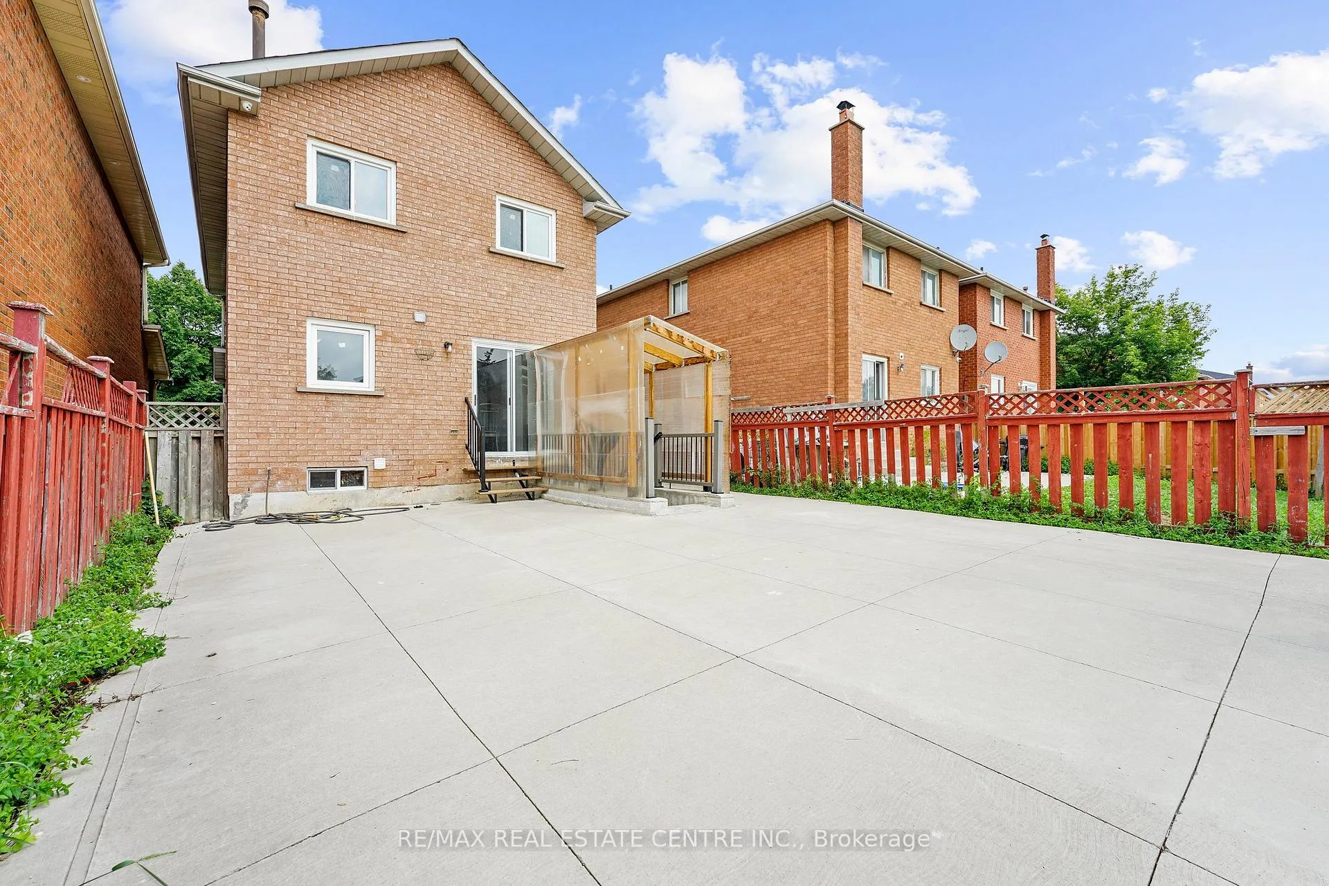 Photo 33 of 75 Michigan Avenue, Brampton, Fletcher's Creek South — HOMEH