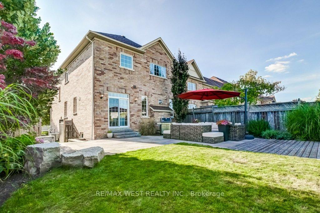 Photo 45 of 31 Watkins Glen Crescent, Aurora, Bayview Wellington — HOMEH