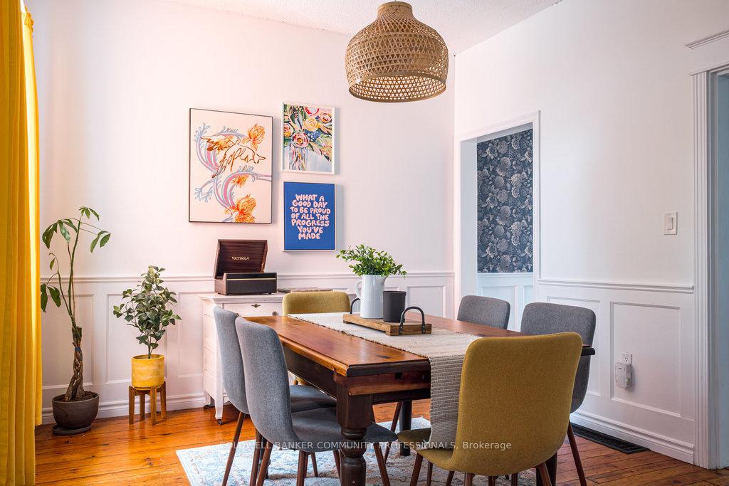Photo 8 of 52 Emerald Street N, Hamilton, Landsdale — HOMEH