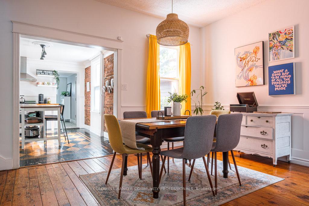 Photo 9 of 52 Emerald Street N, Hamilton, Landsdale — HOMEH