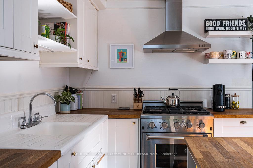 Photo 25 of 52 Emerald Street N, Hamilton, Landsdale — HOMEH